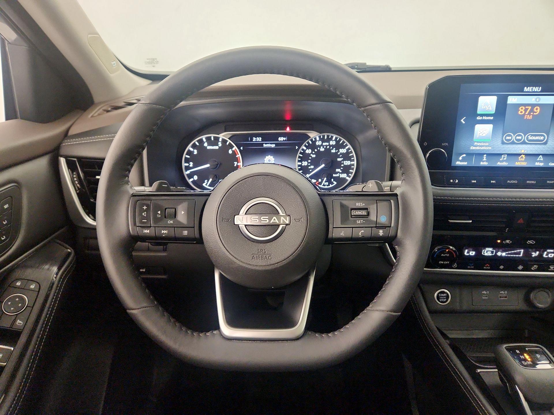 Thumbnail: 2022 Nissan Rogue - 10