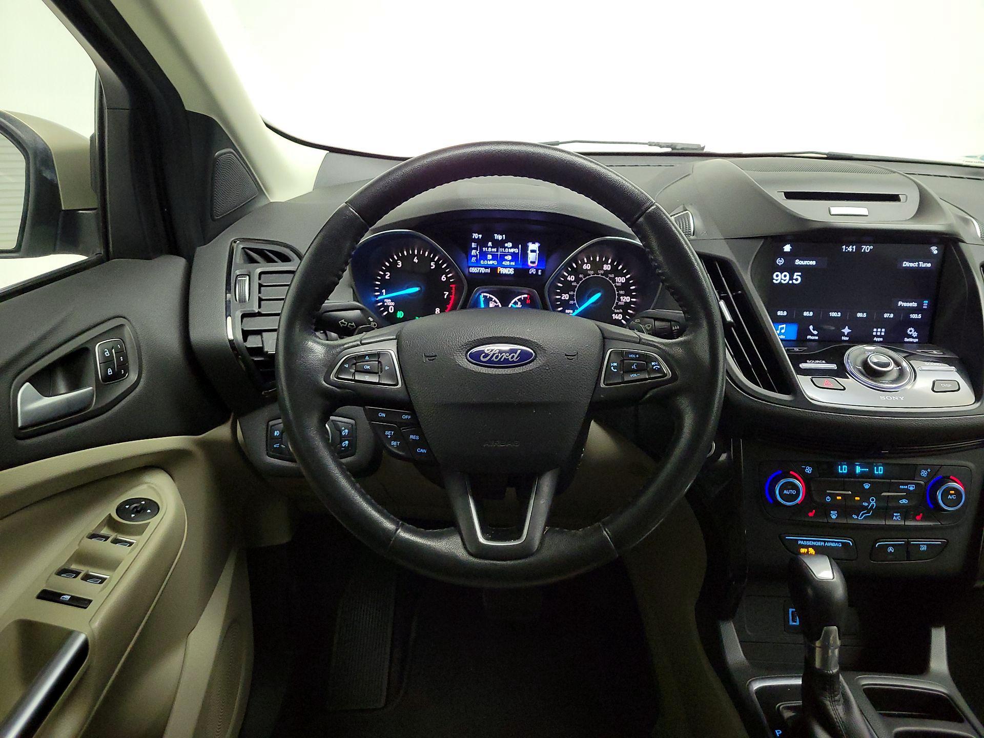 Thumbnail: 2017 Ford Escape - 10