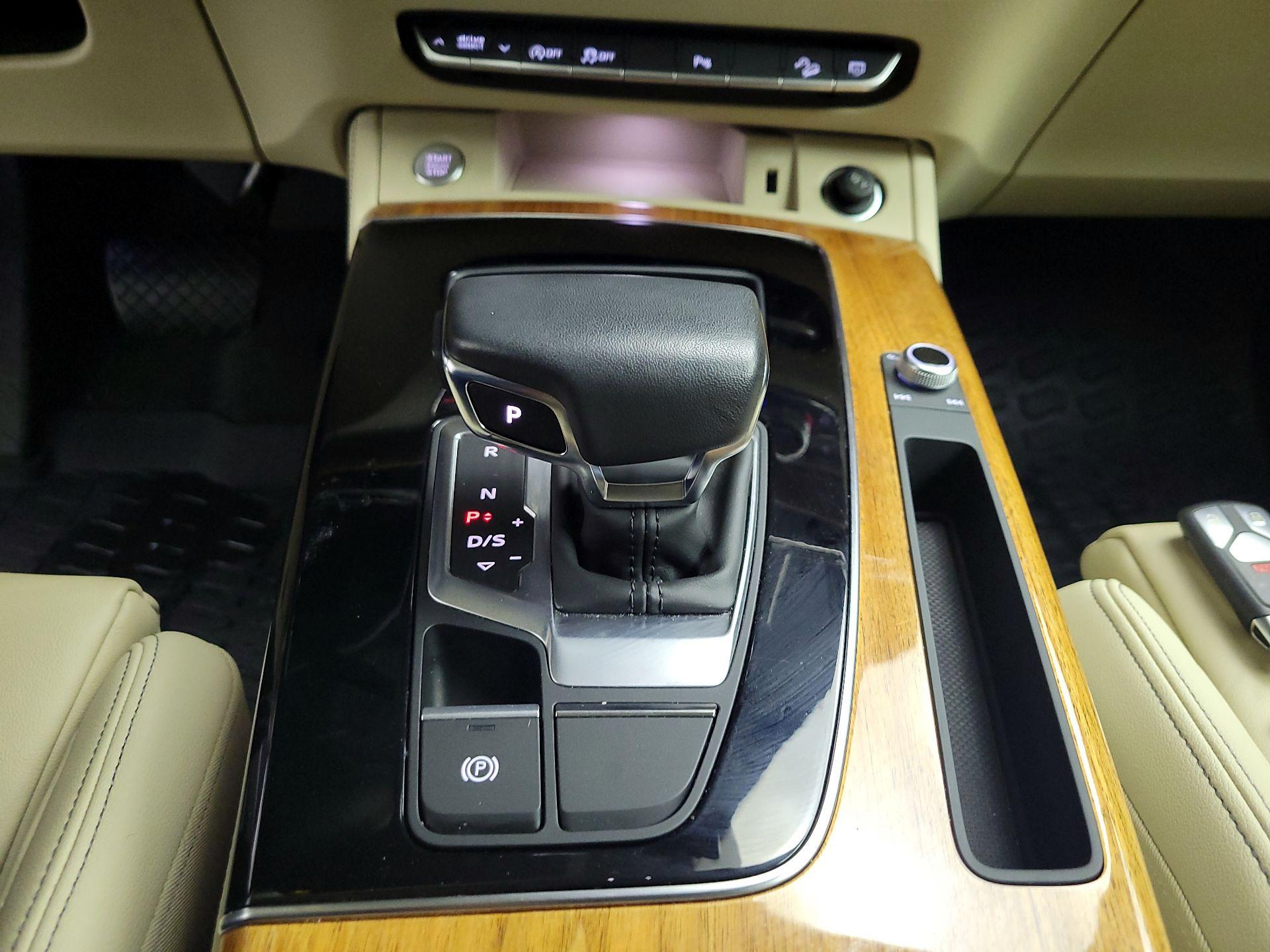 Thumbnail: 2023 Audi Q5 - 18