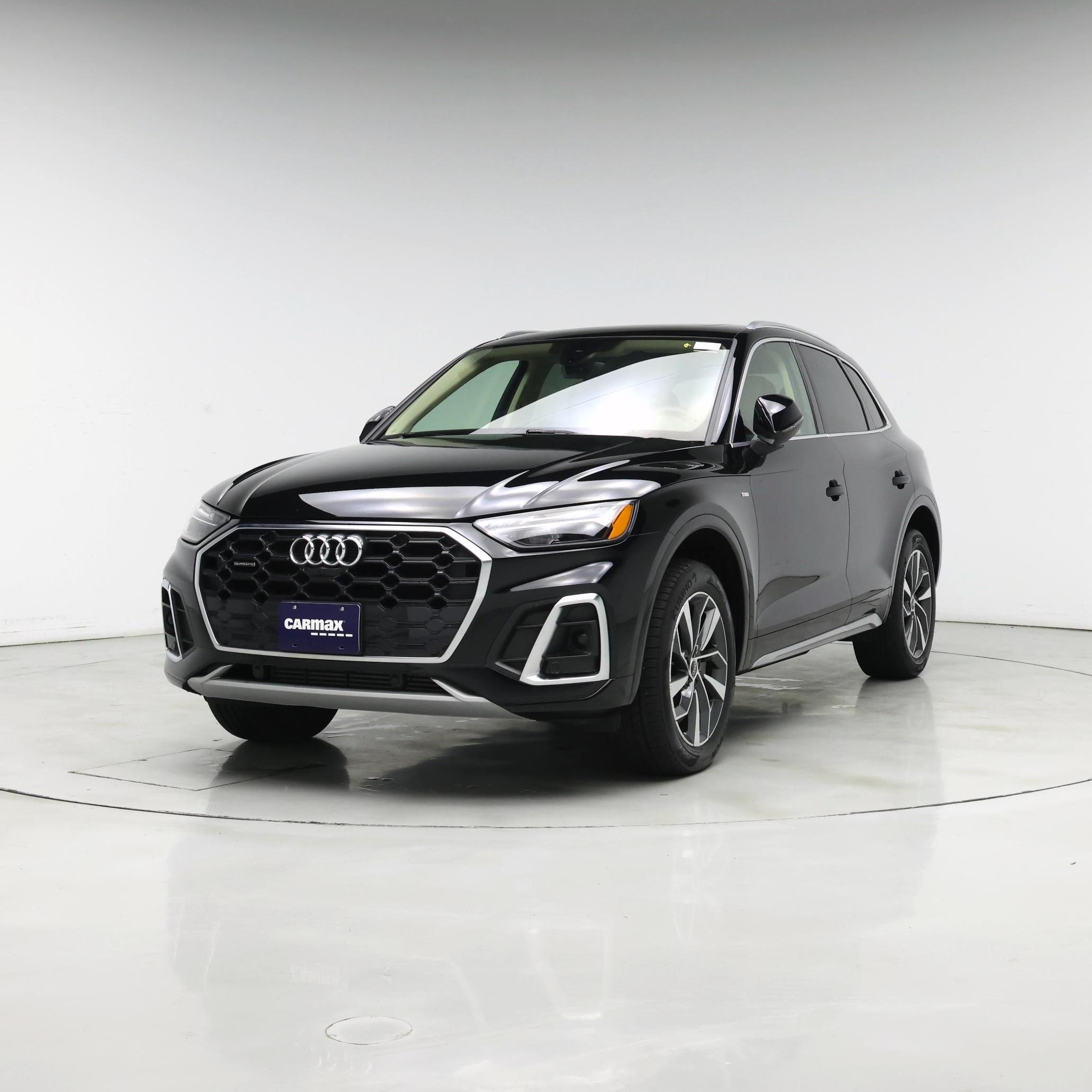 Thumbnail: 2023 Audi Q5 - 4