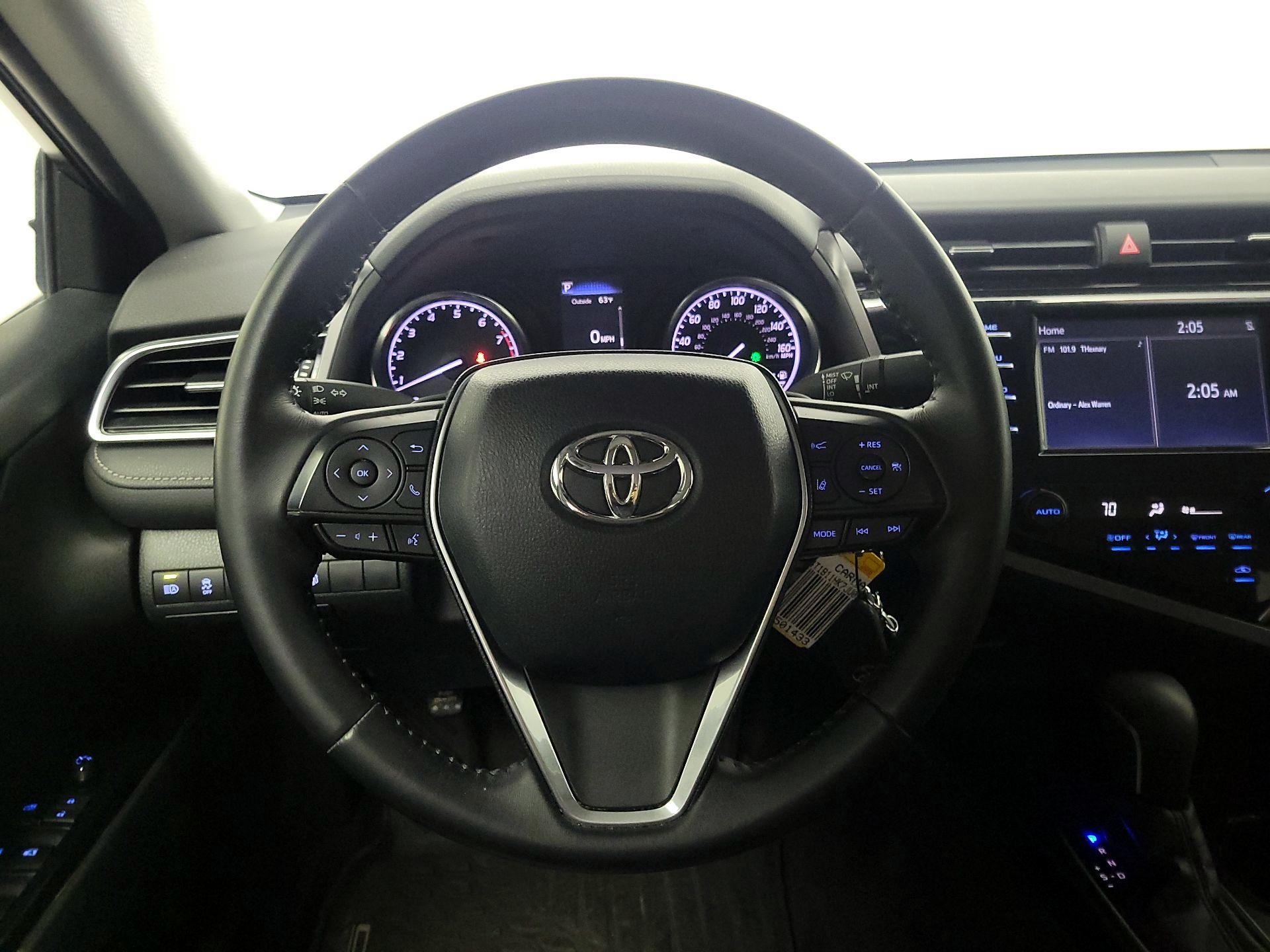 Thumbnail: 2018 Toyota Camry - 10