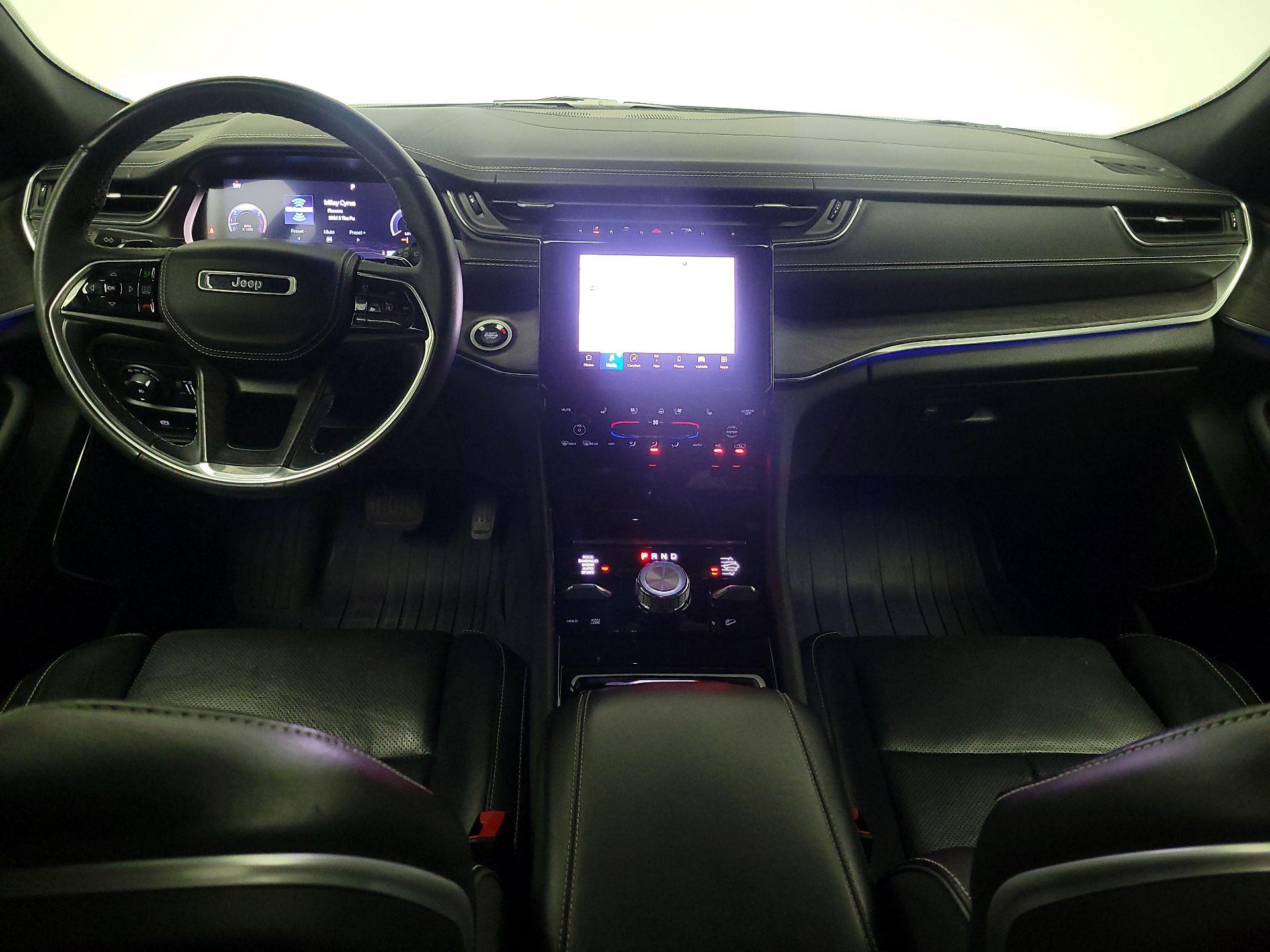 Thumbnail: 2022 Jeep Grand Cherokee L - 9