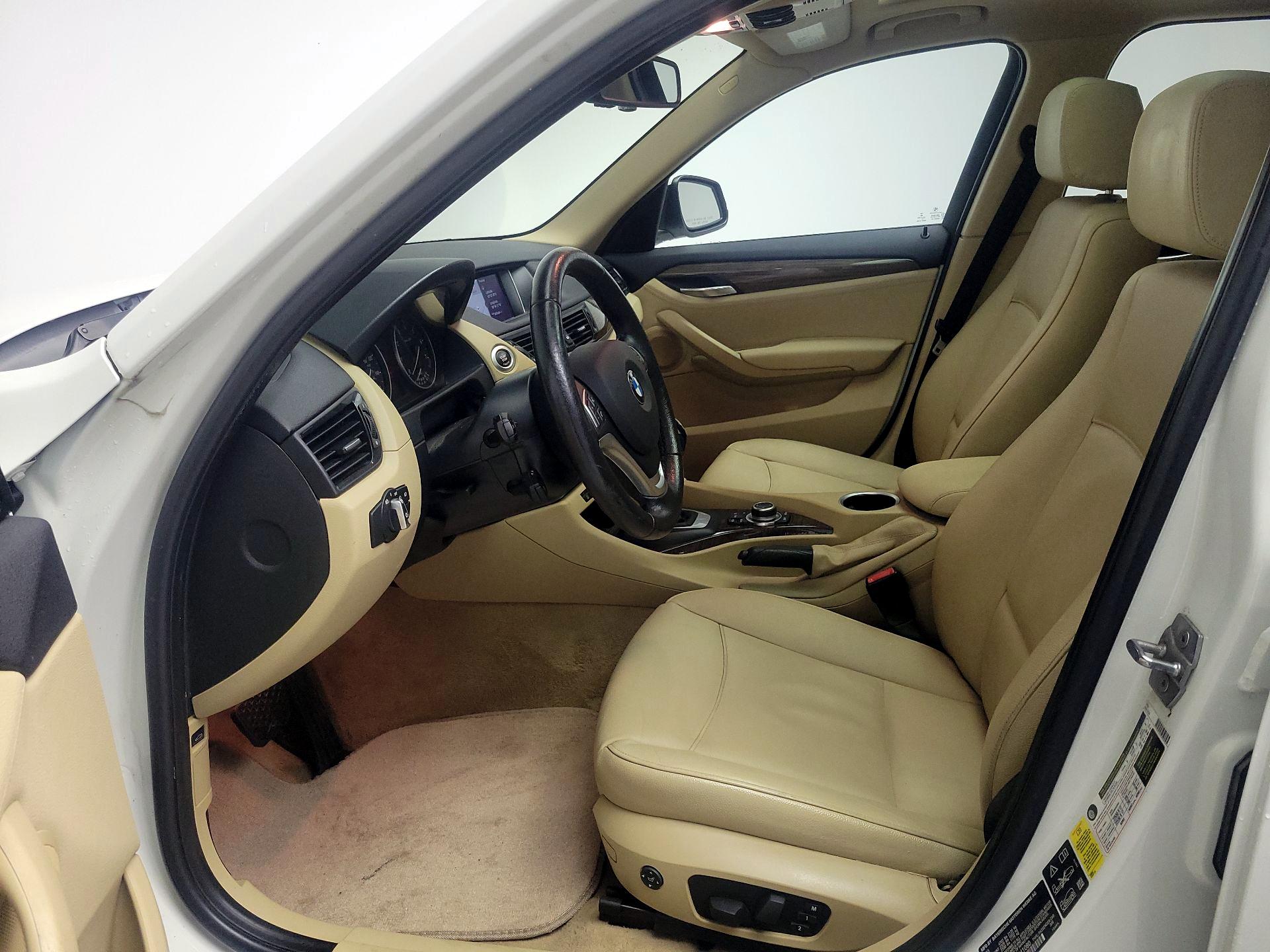 Thumbnail: 2015 BMW X1 - 11
