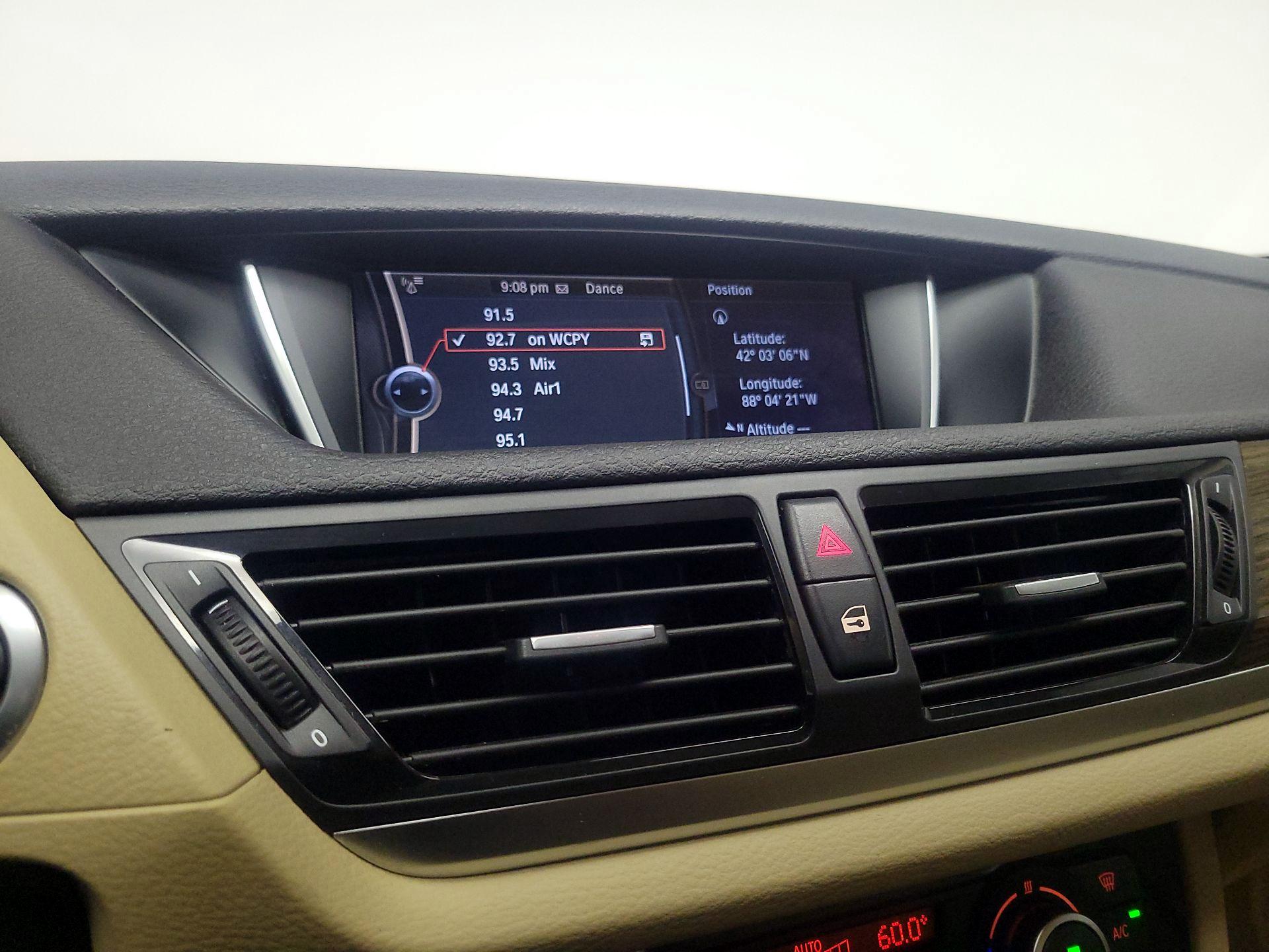 Thumbnail: 2015 BMW X1 - 16