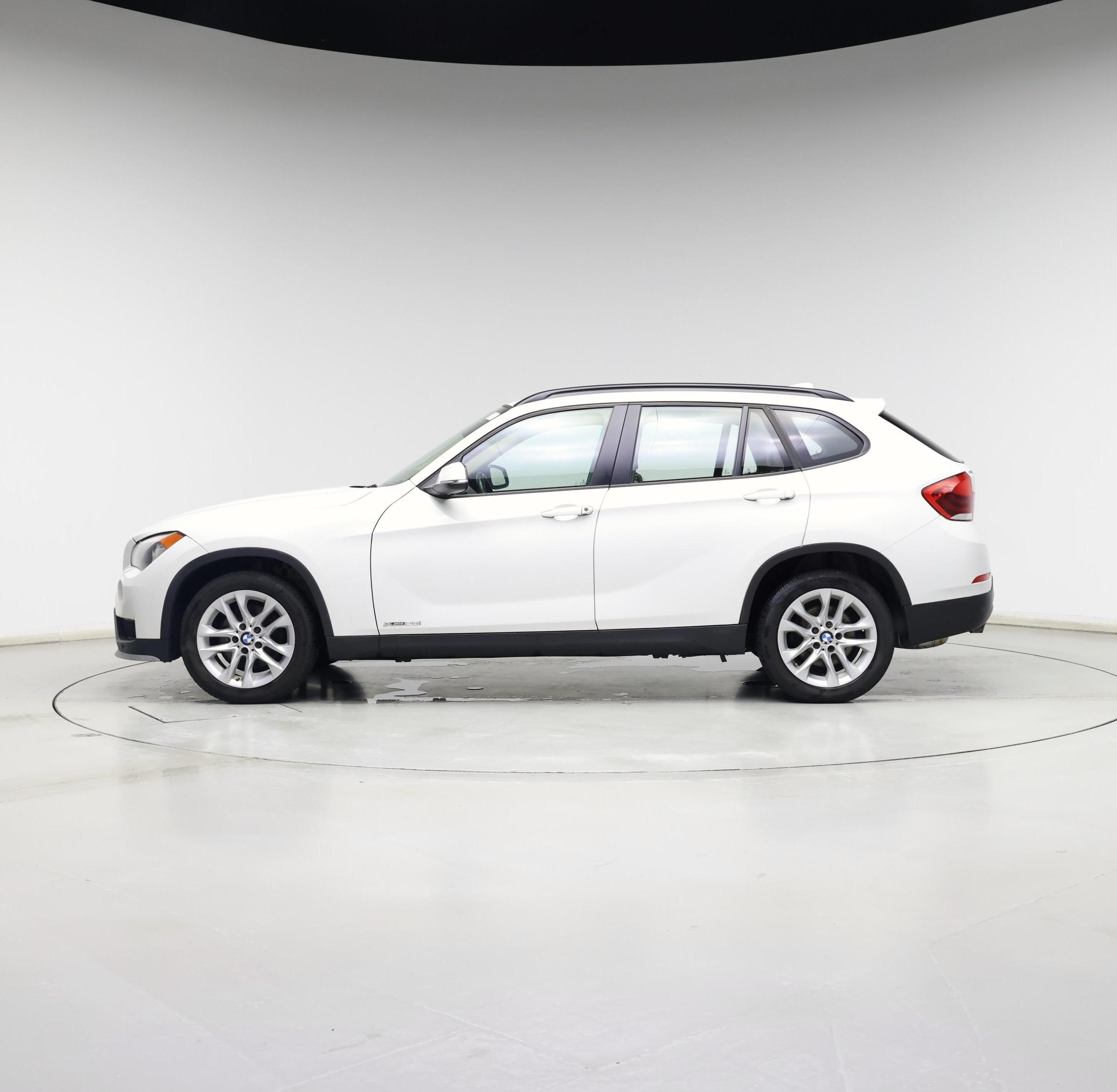 Thumbnail: 2015 BMW X1 - 3