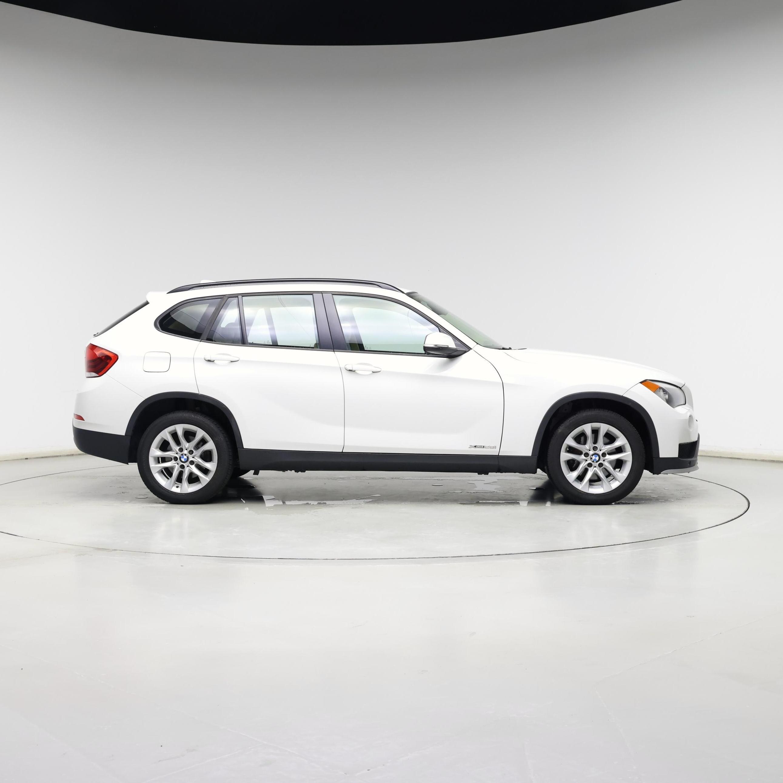 Thumbnail: 2015 BMW X1 - 7