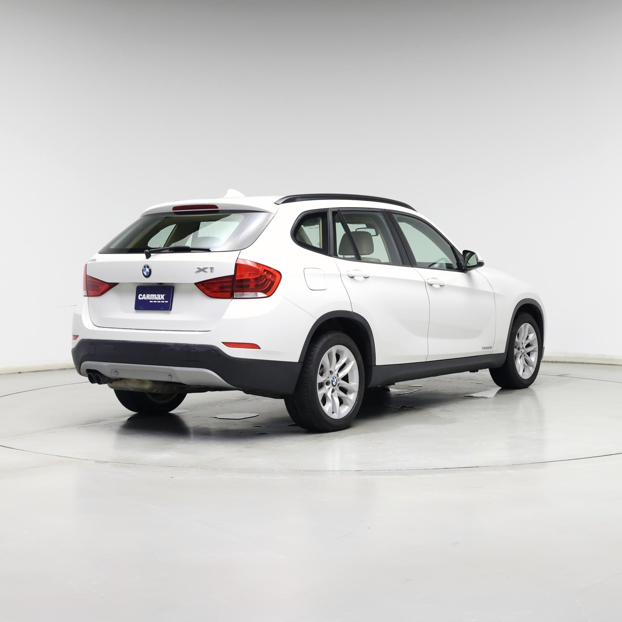 Thumbnail: 2015 BMW X1 - 8