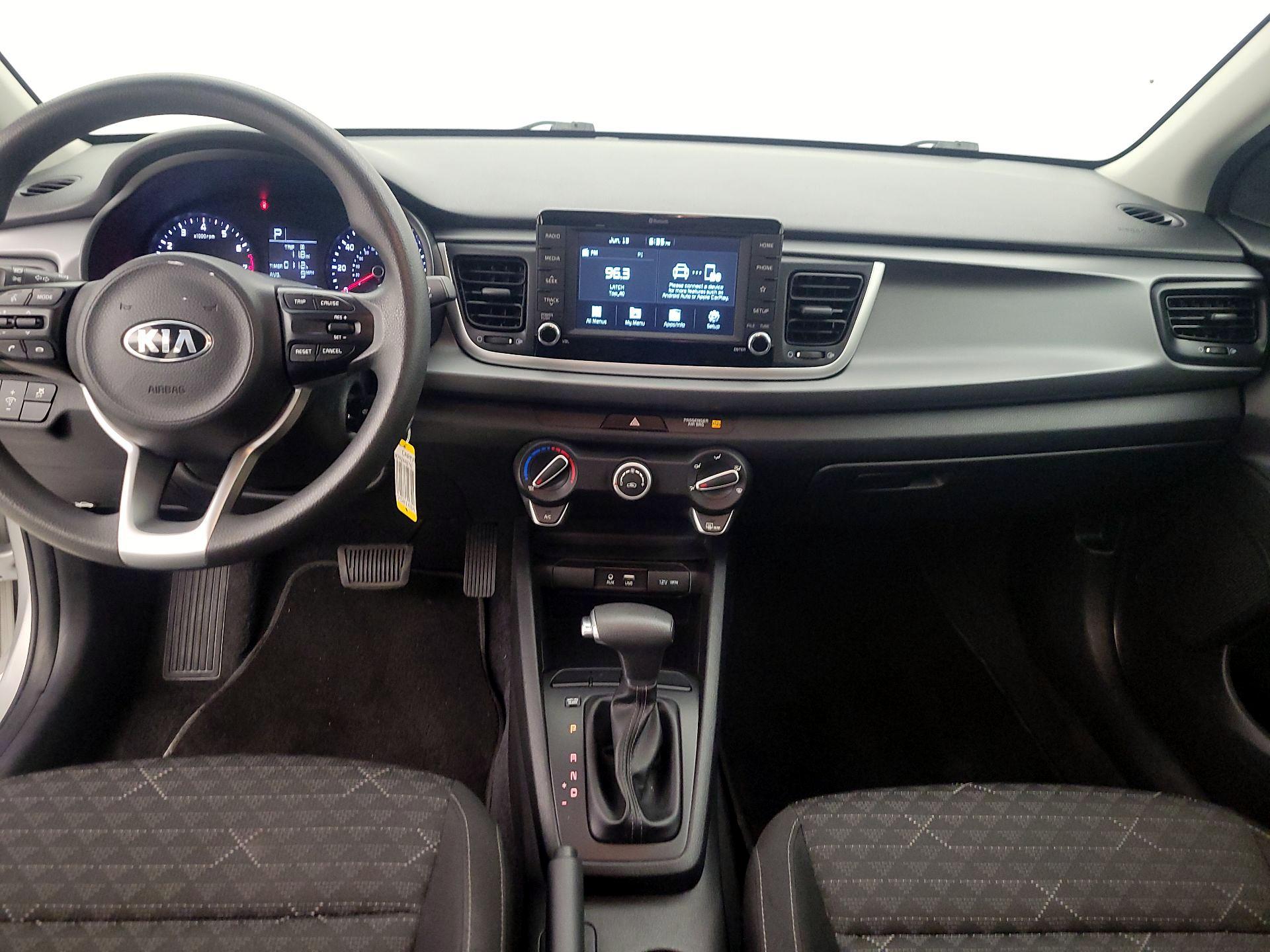 Thumbnail: 2019 Kia Rio - 9
