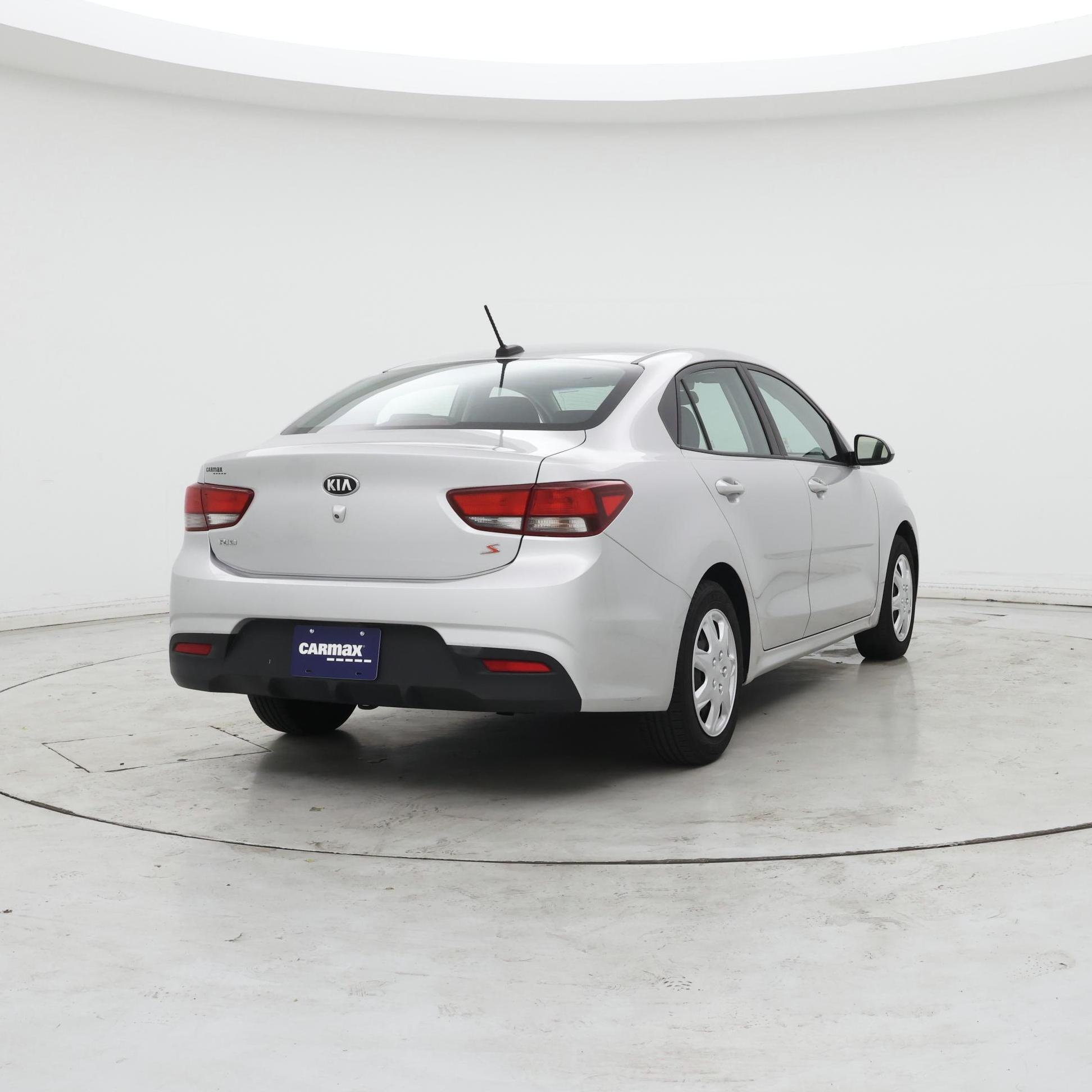 Thumbnail: 2019 Kia Rio - 8