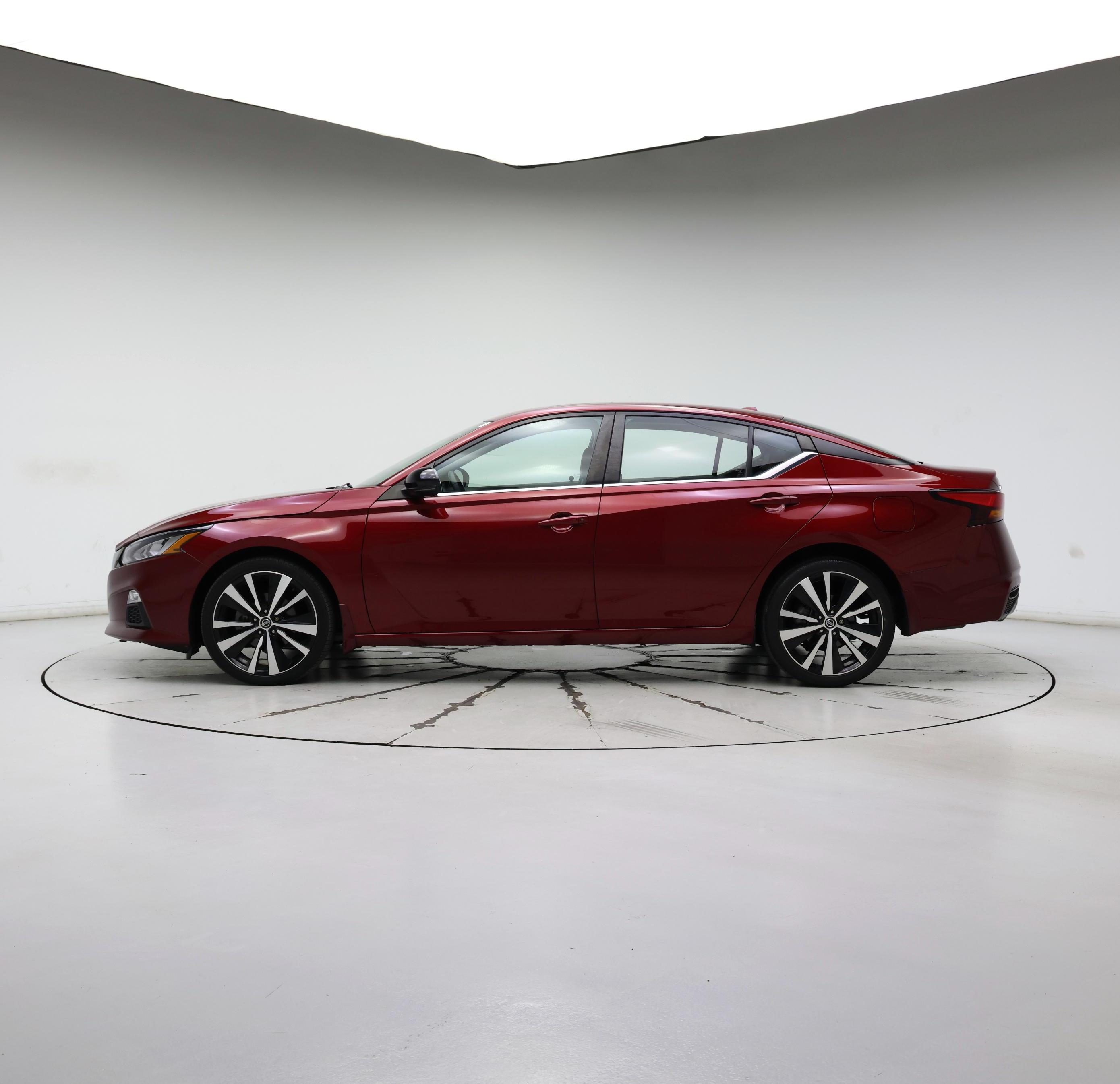 Thumbnail: 2020 Nissan Altima - 3