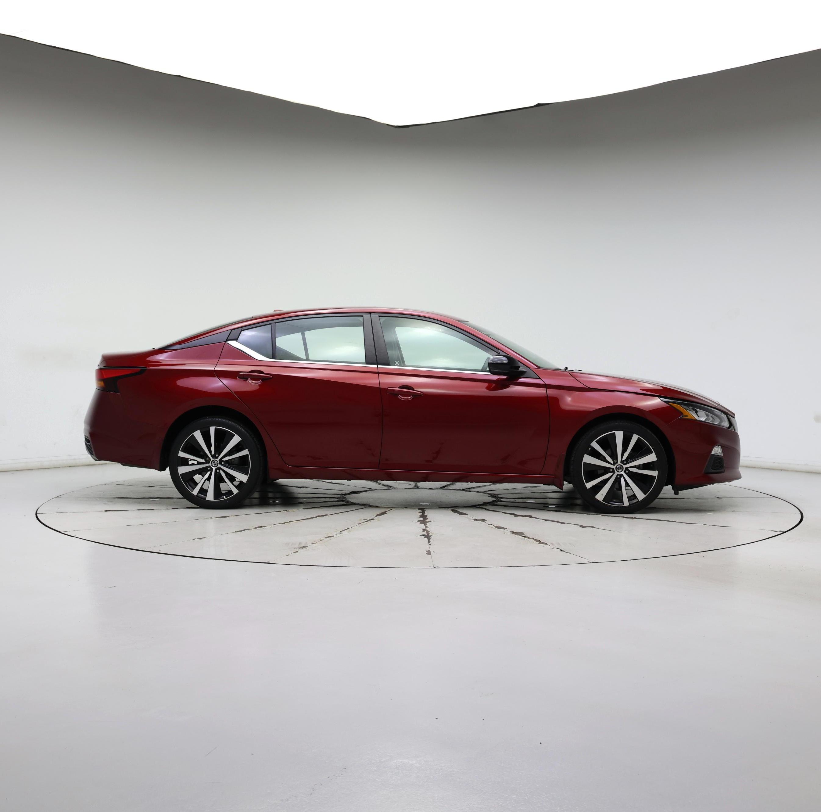 Thumbnail: 2020 Nissan Altima - 7