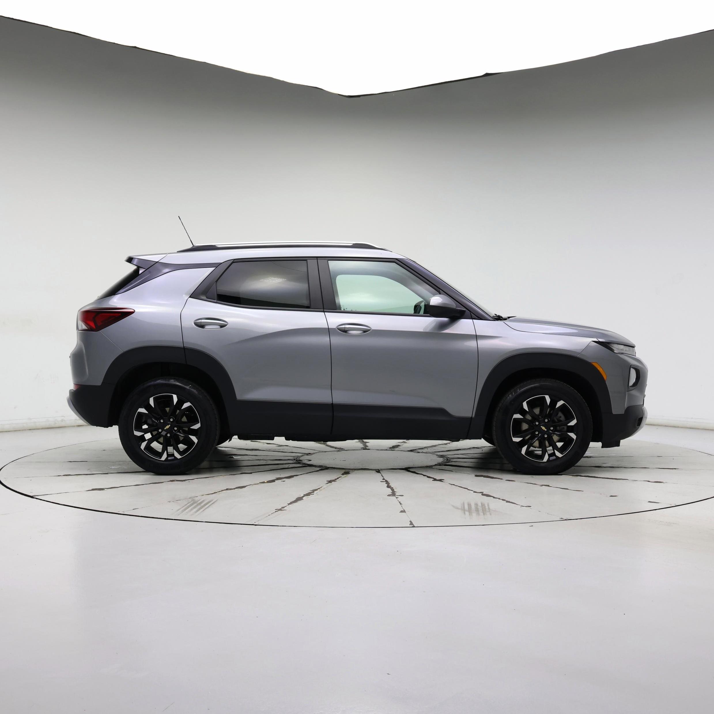 Thumbnail: 2023 Chevrolet TrailBlazer - 7