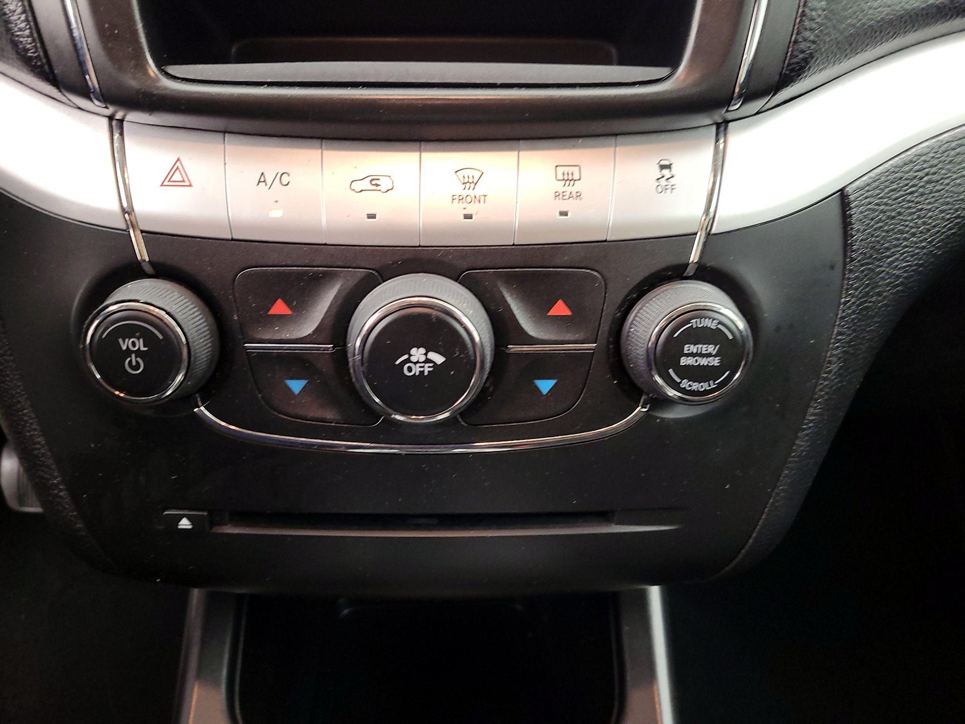 Thumbnail: 2018 Dodge Journey - 15