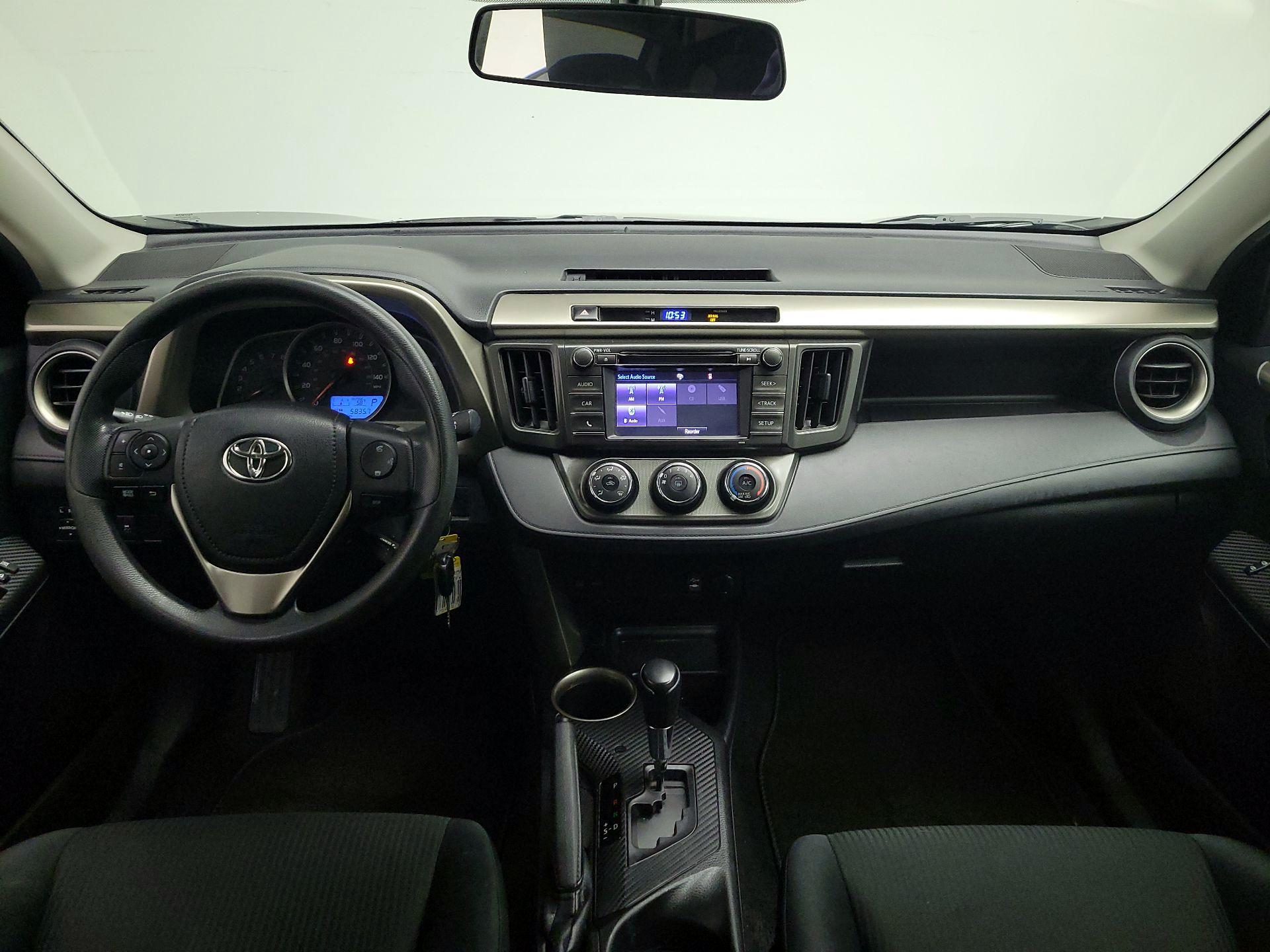 Thumbnail: 2015 Toyota RAV4 - 9