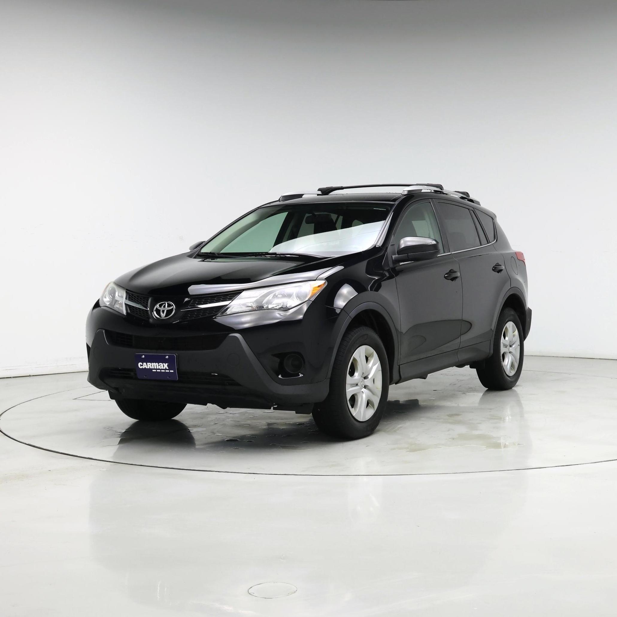 Thumbnail: 2015 Toyota RAV4 - 4