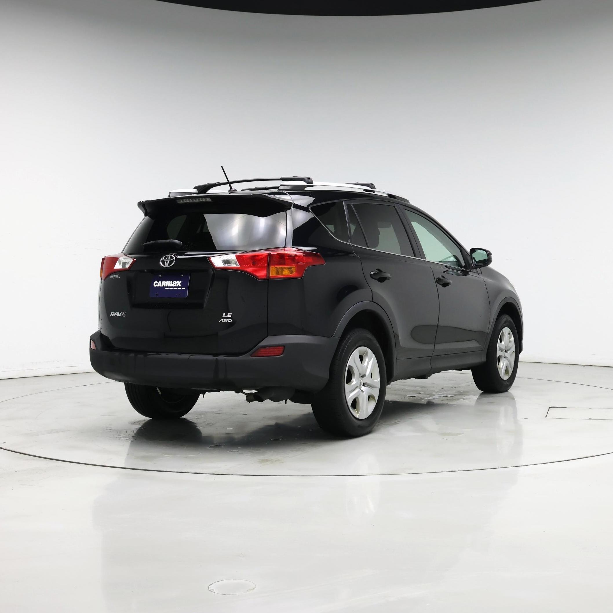 Thumbnail: 2015 Toyota RAV4 - 8