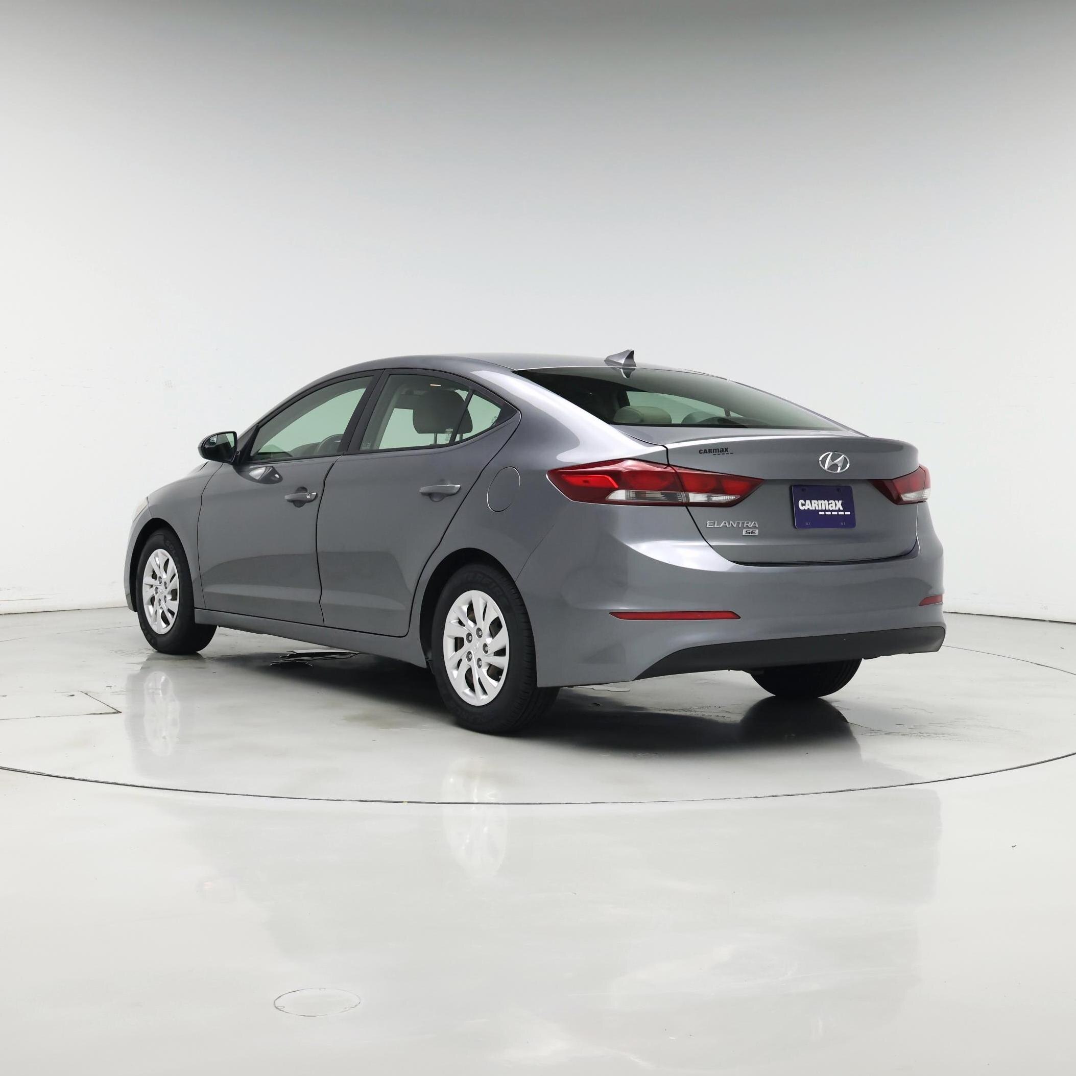 Thumbnail: 2017 Hyundai Elantra - 2