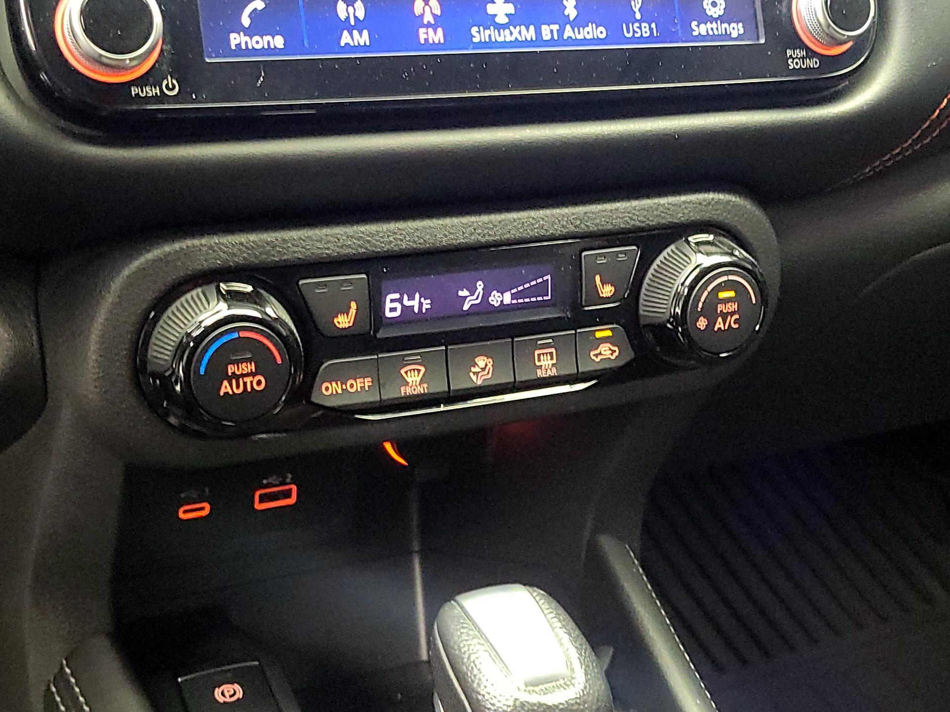 Thumbnail: 2021 Nissan Kicks - 16