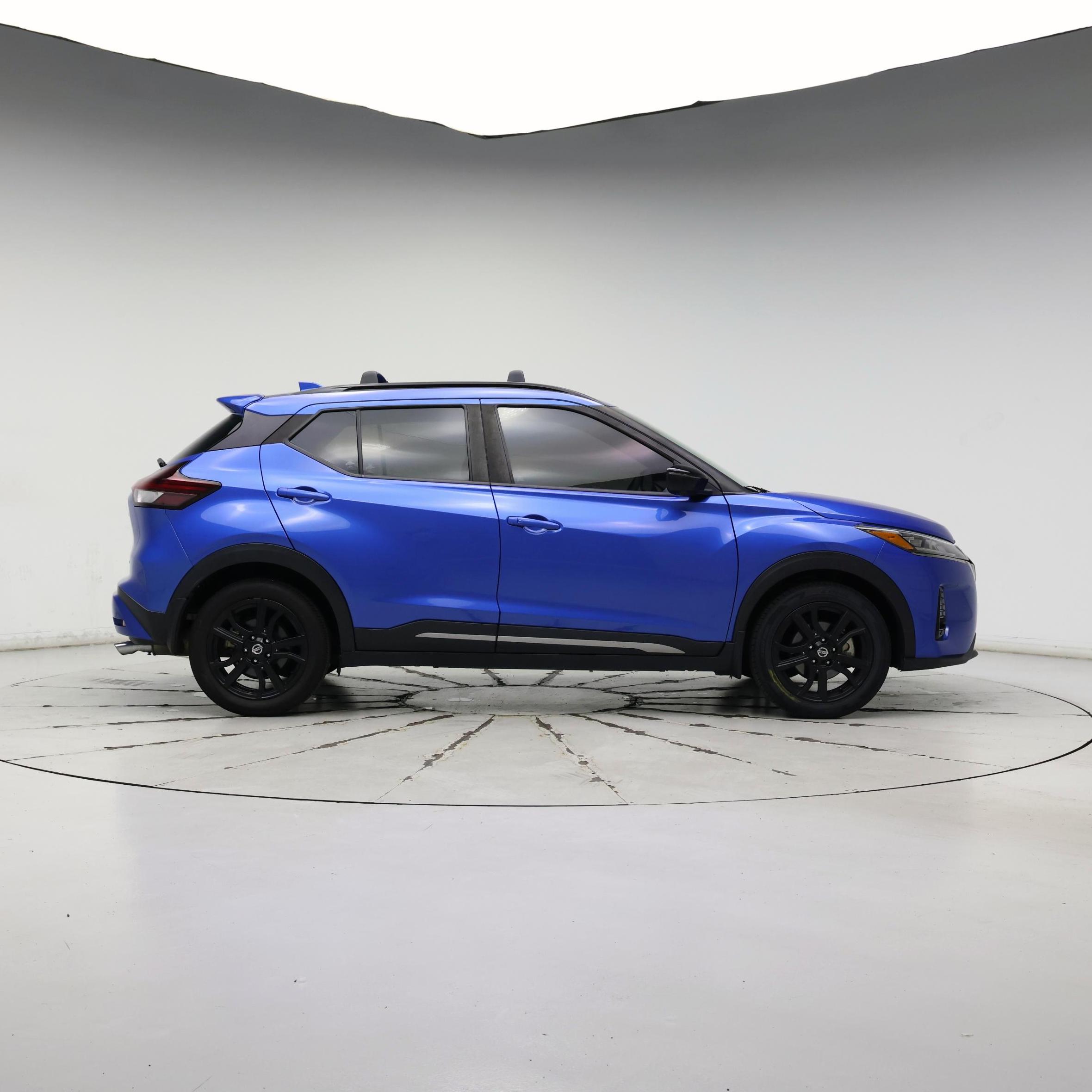Thumbnail: 2021 Nissan Kicks - 7