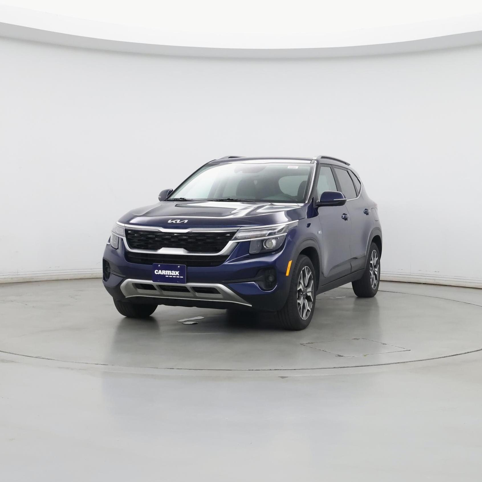 Thumbnail: 2022 Kia Seltos - 4