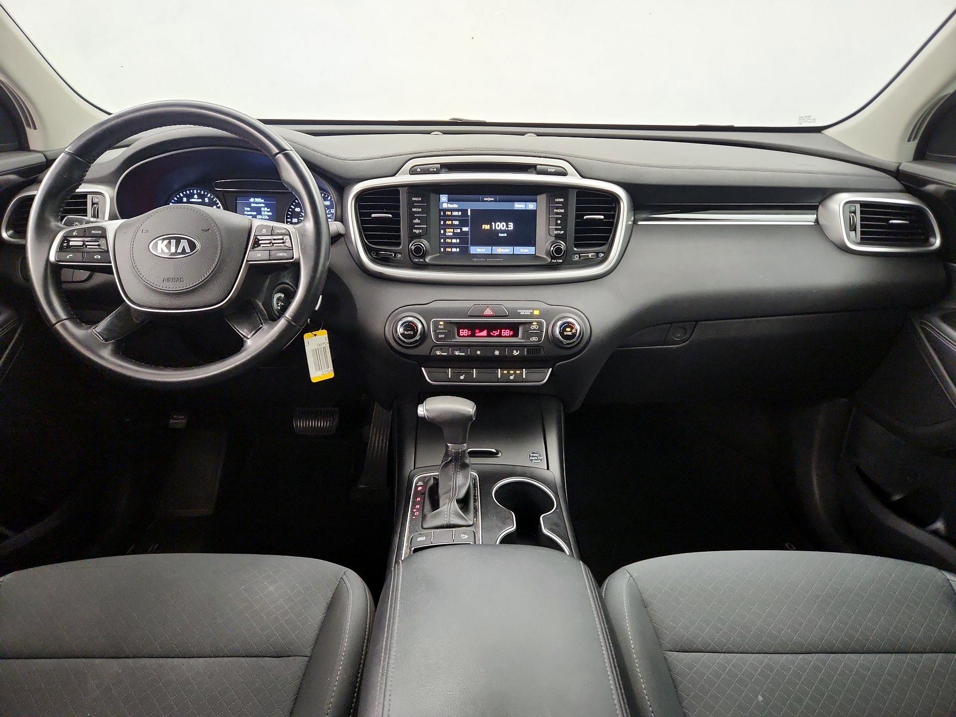 Thumbnail: 2019 Kia Sorento - 9