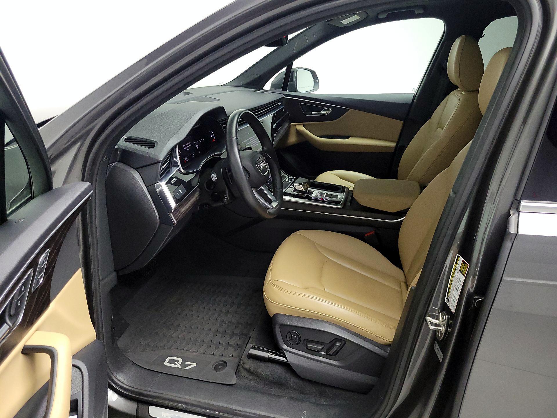 Thumbnail: 2021 Audi Q7 - 11