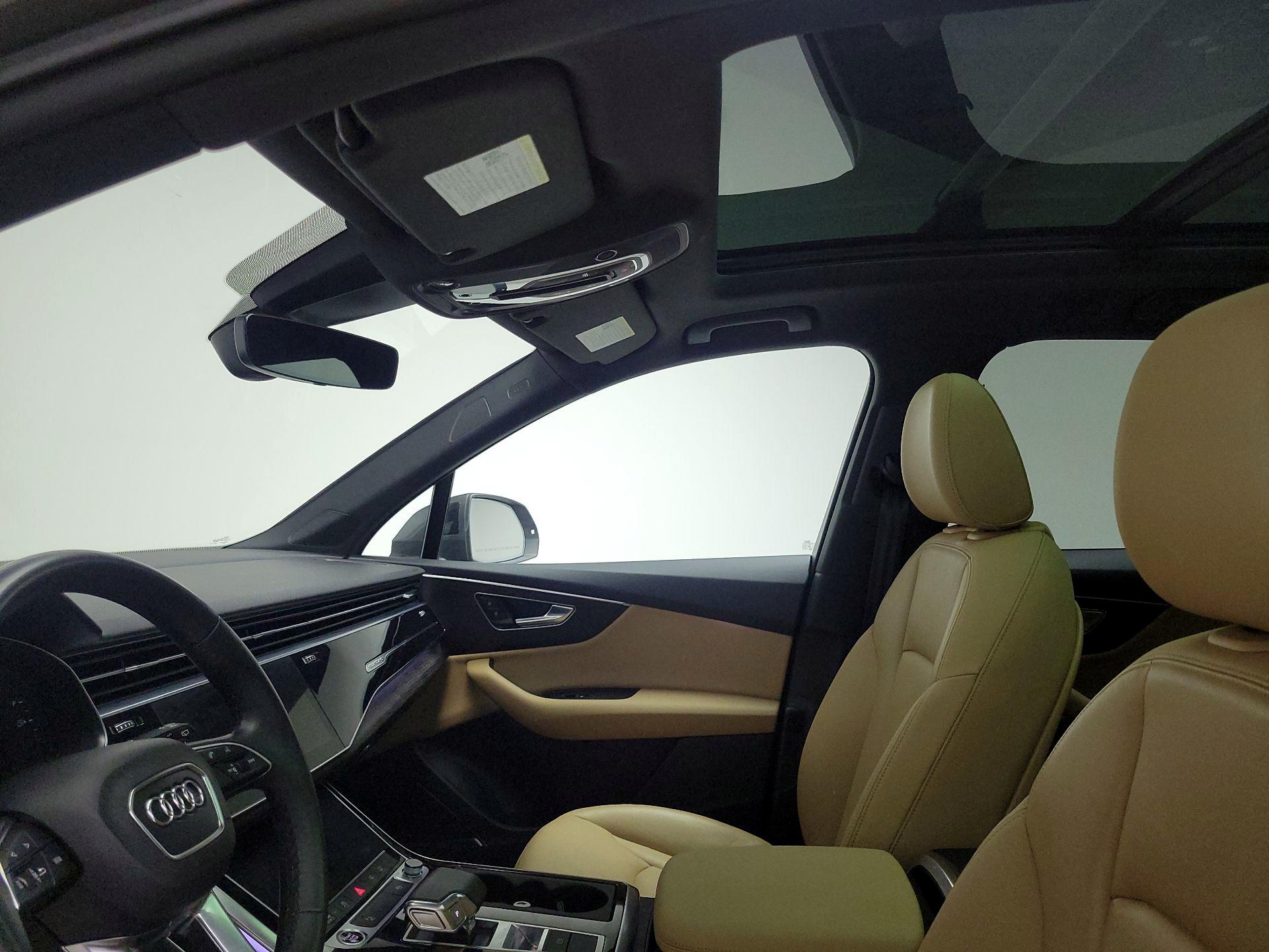 Thumbnail: 2021 Audi Q7 - 20