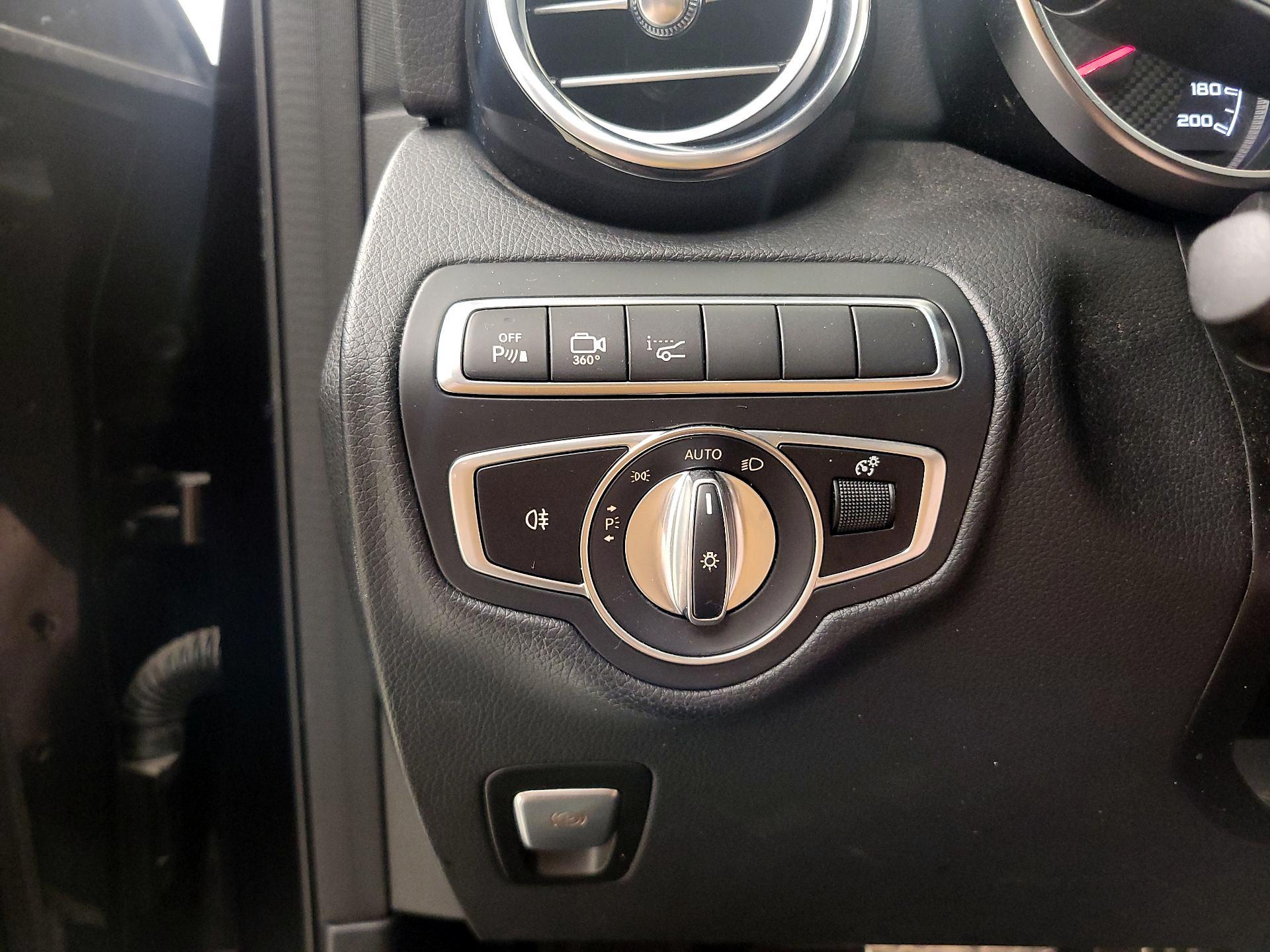 Thumbnail: 2019 Mercedes-Benz GL-Class - 13