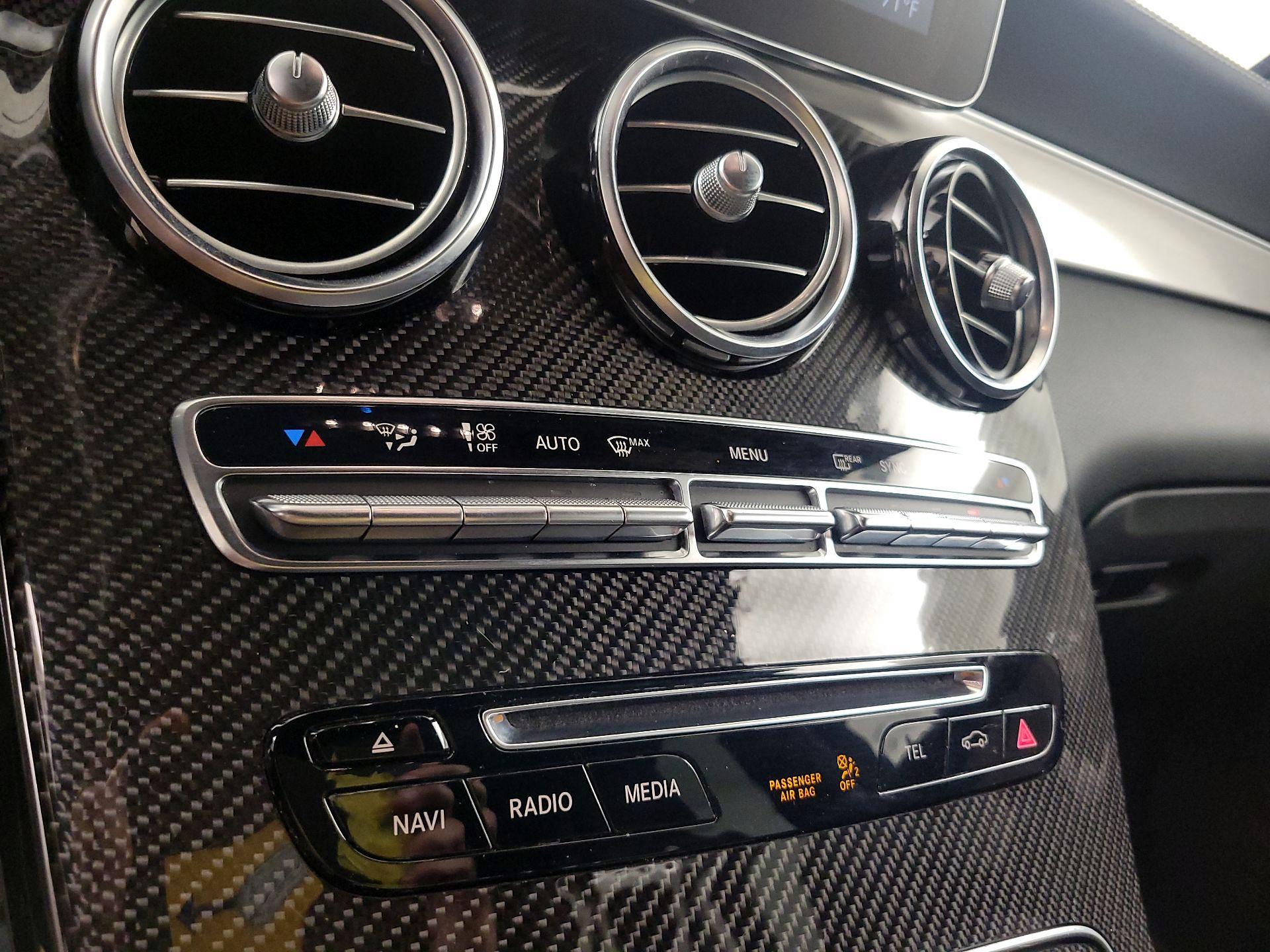 Thumbnail: 2019 Mercedes-Benz GL-Class - 17