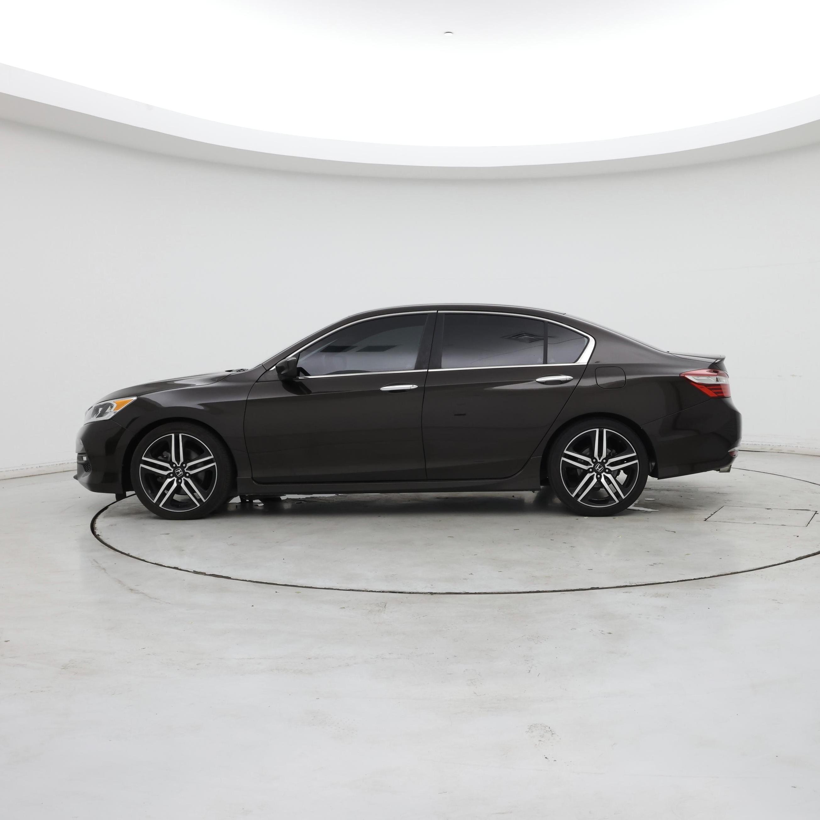 Thumbnail: 2016 Honda Accord - 3