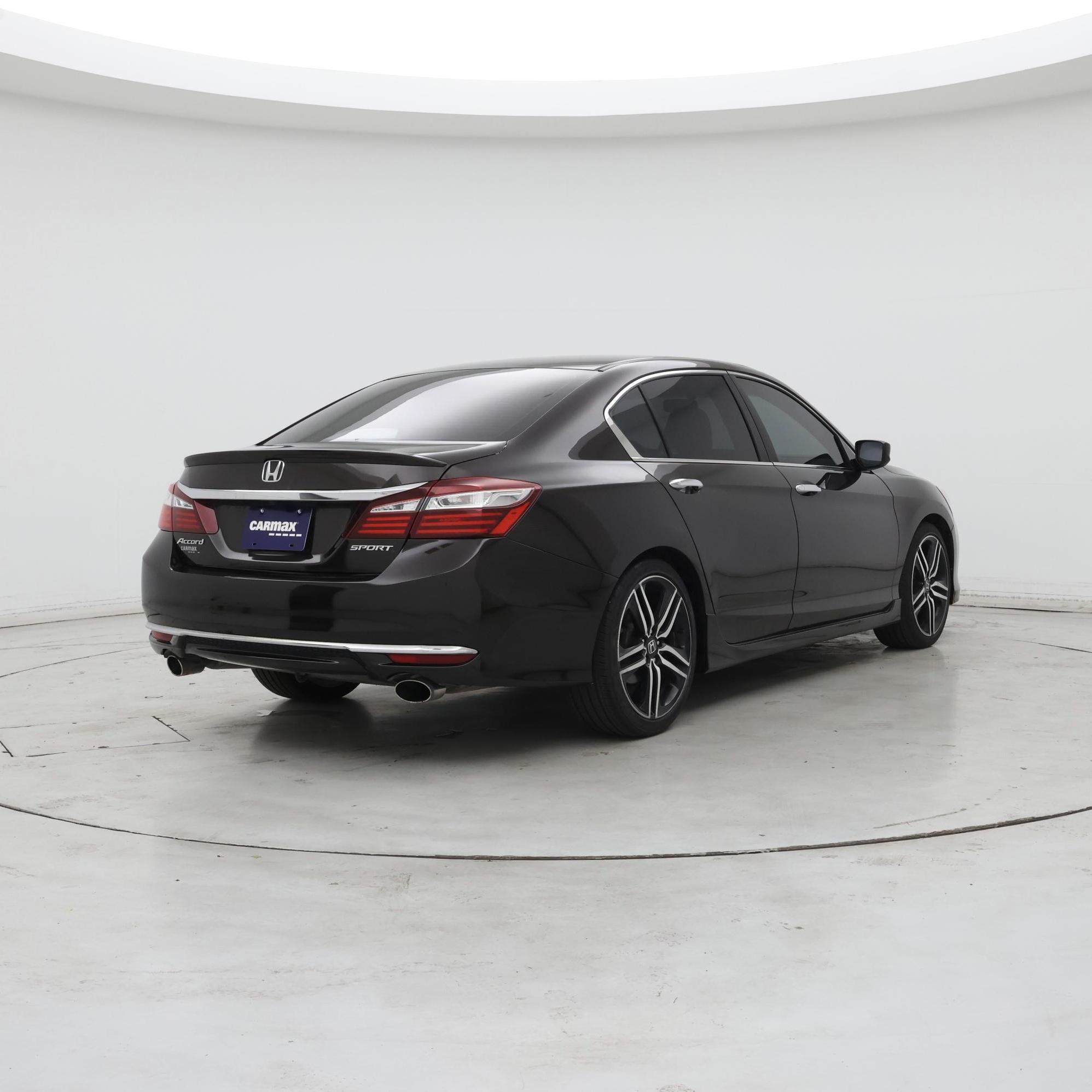 Thumbnail: 2016 Honda Accord - 8