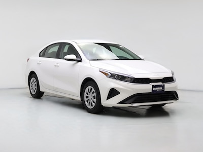 White 2024 Kia Forte LX