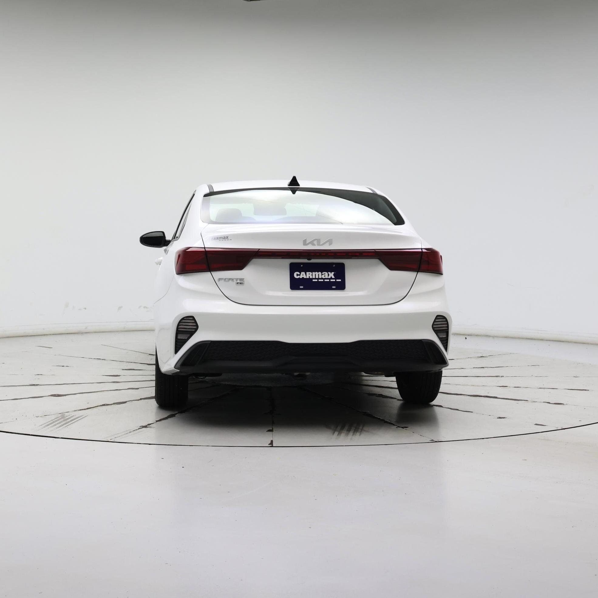 Thumbnail: 2024 Kia Forte - 6