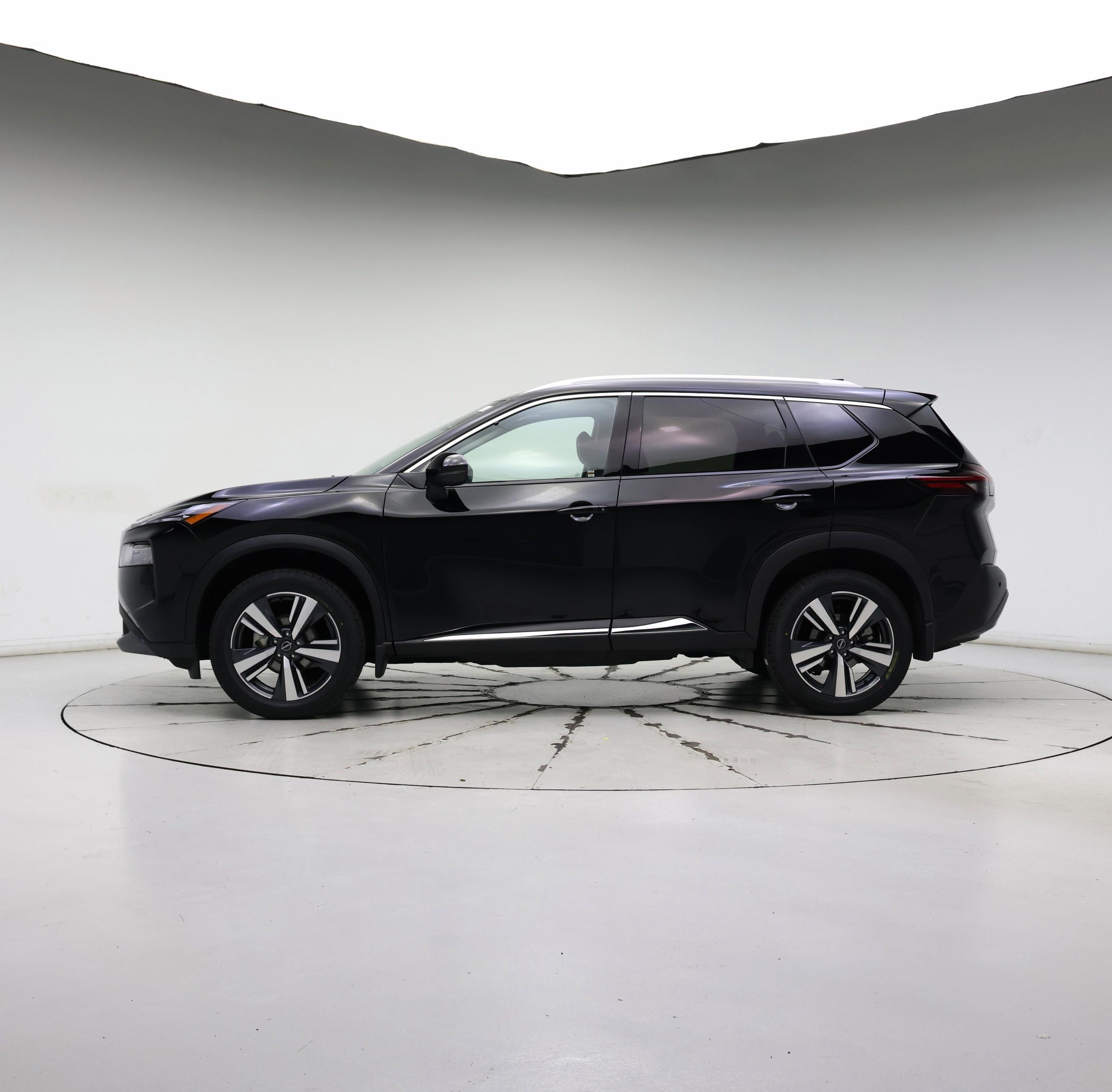 Thumbnail: 2023 Nissan Rogue - 3