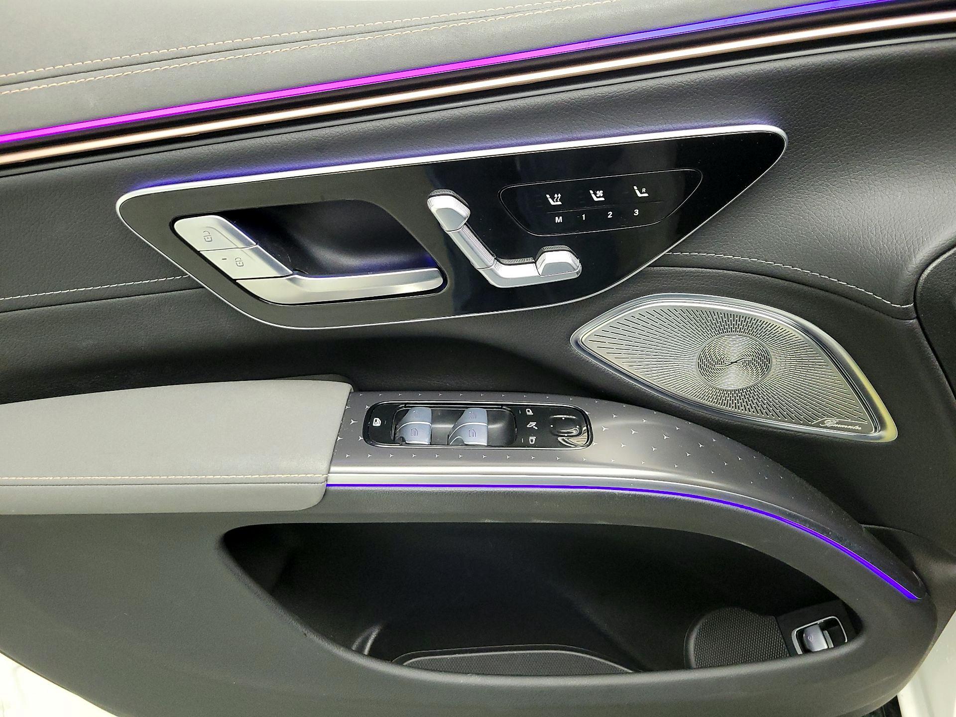 Thumbnail: 2023 Mercedes-Benz EQS - 12