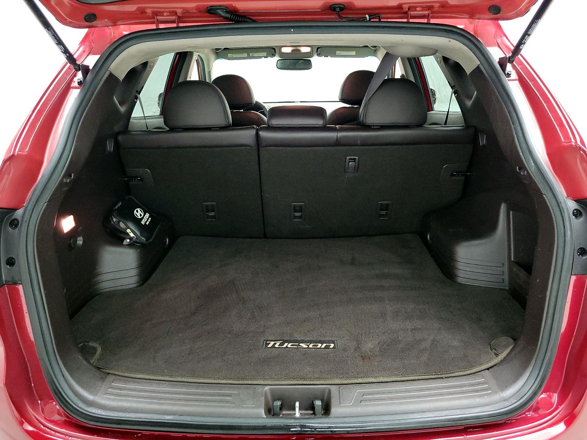 Thumbnail: 2013 Hyundai Tucson - 19