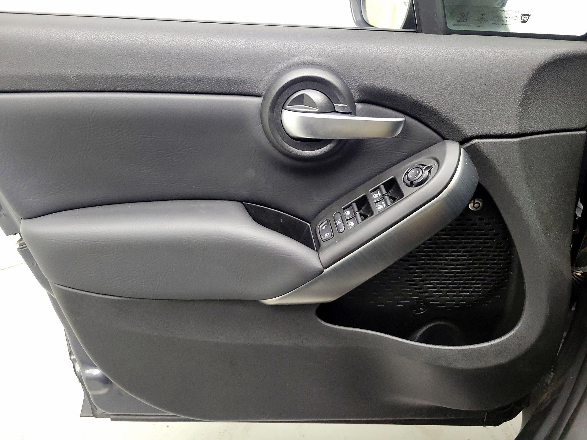 Thumbnail: 2019 Fiat 500X - 12