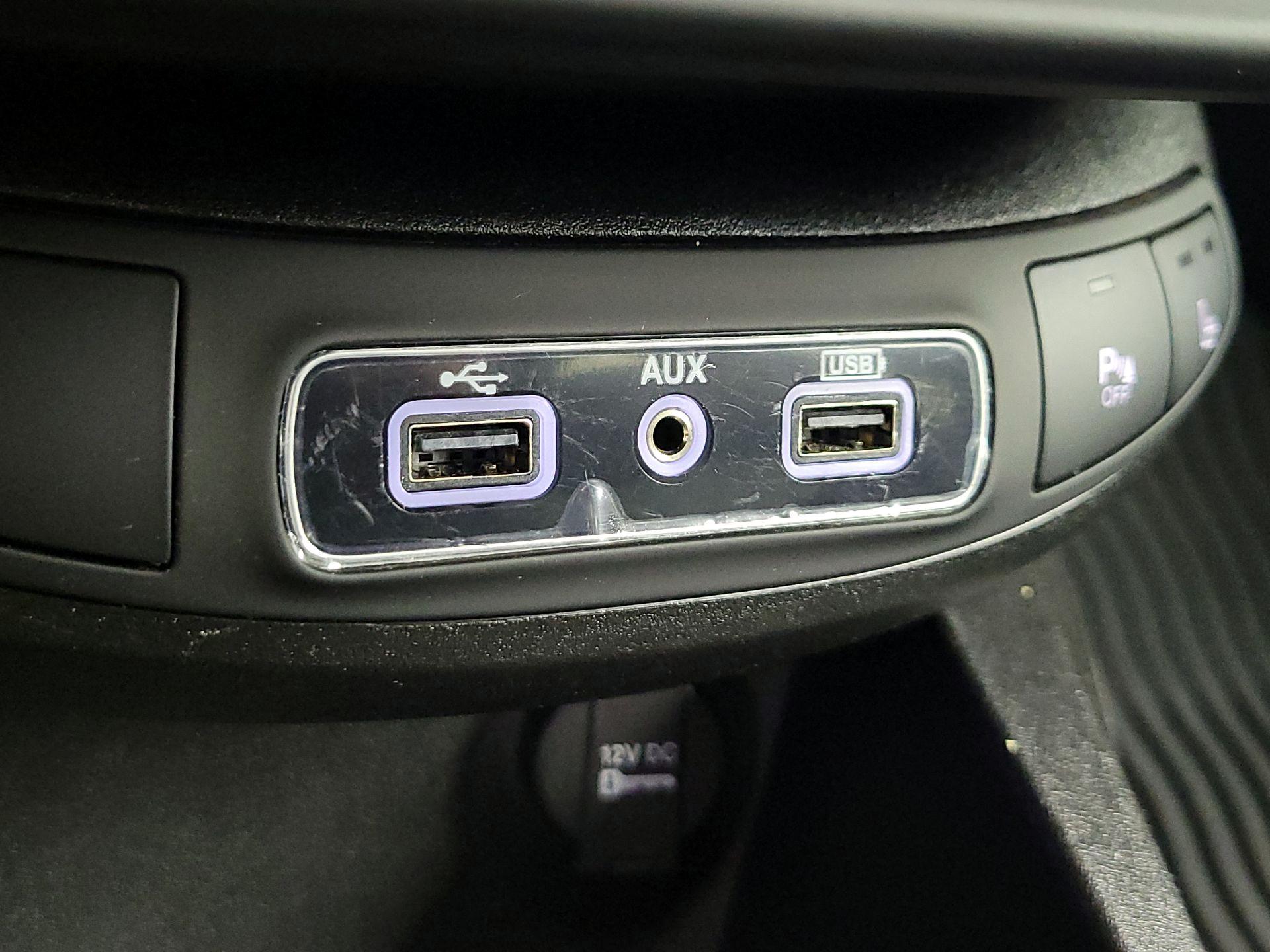 Thumbnail: 2019 Fiat 500X - 19