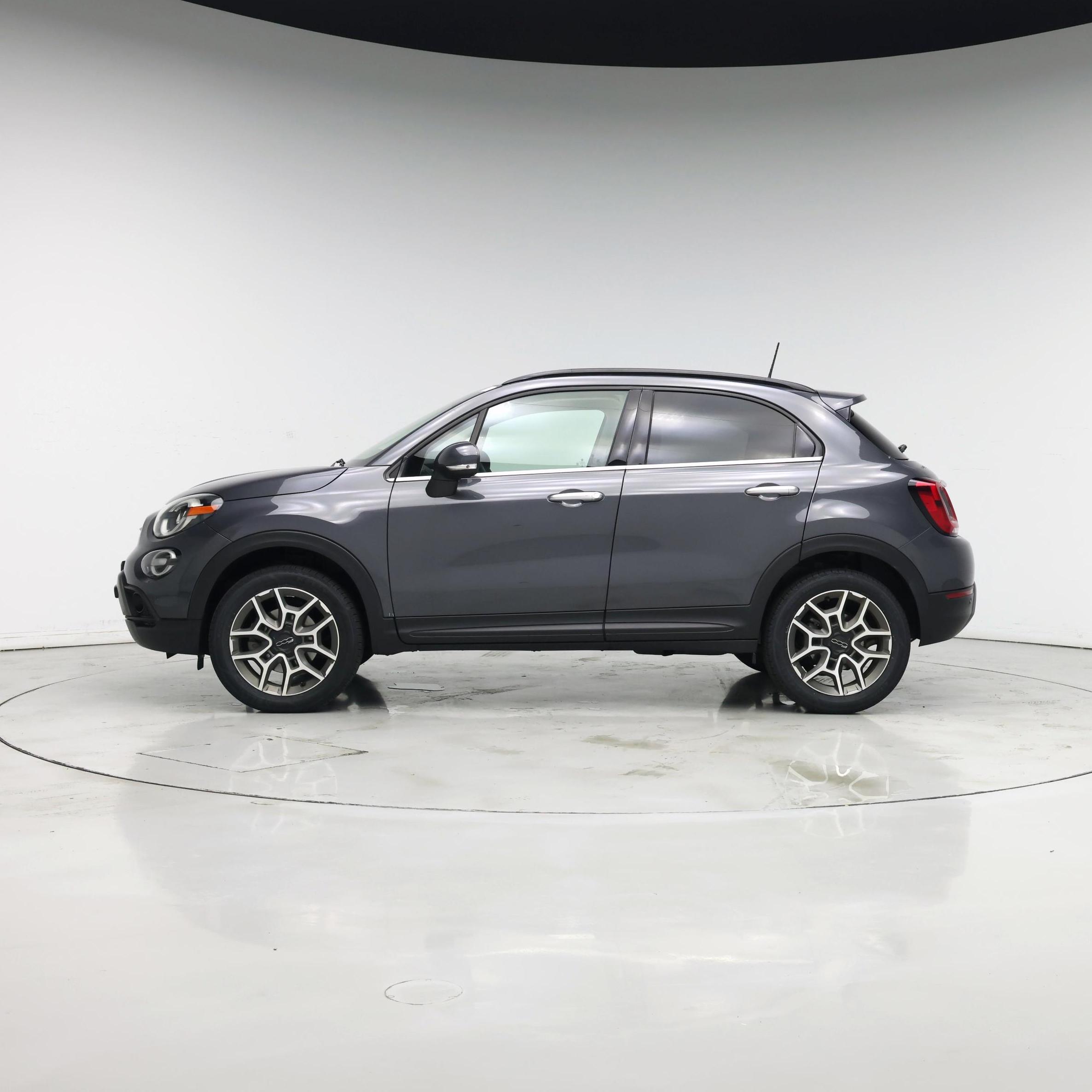 Thumbnail: 2019 Fiat 500X - 3