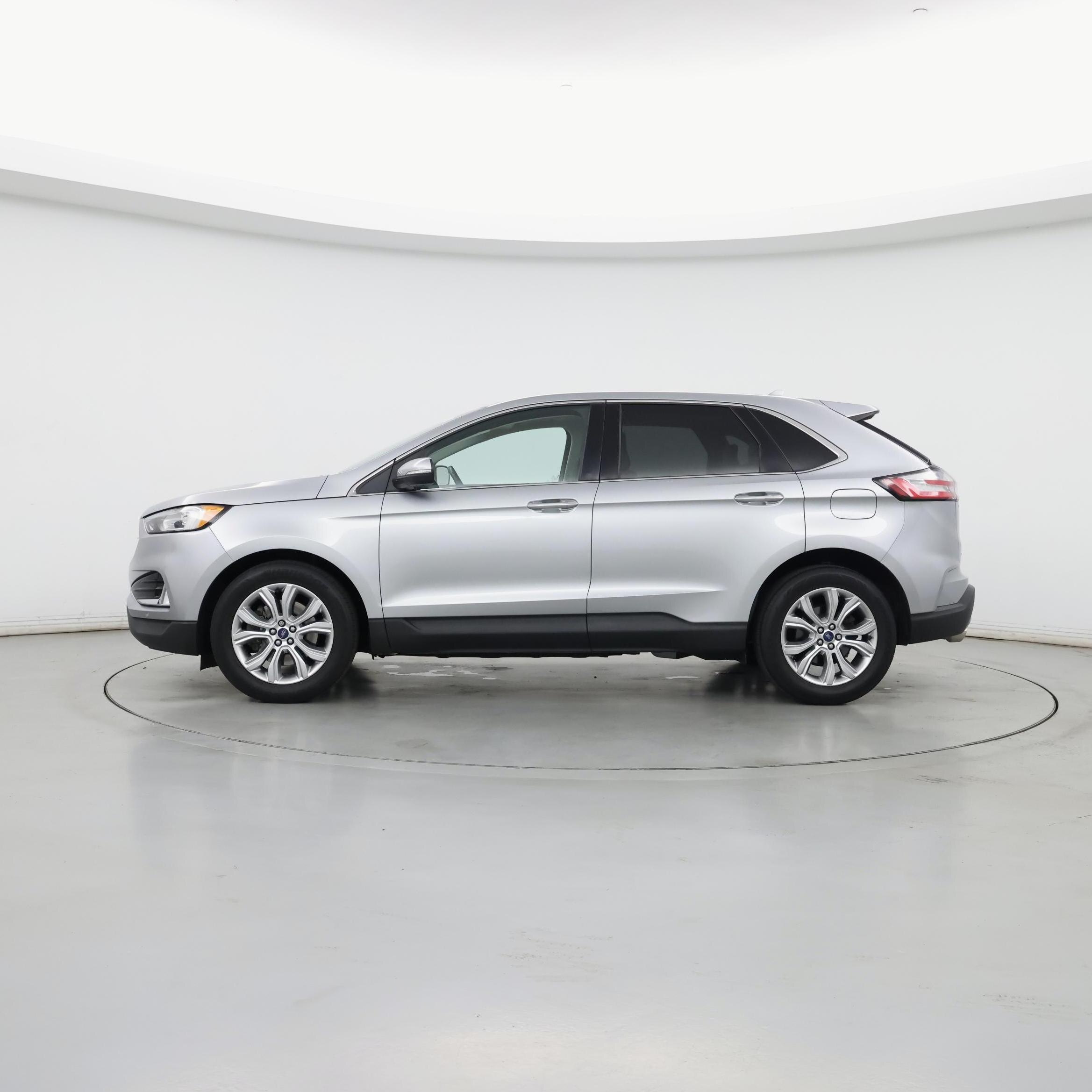 Thumbnail: 2020 Ford Edge - 3