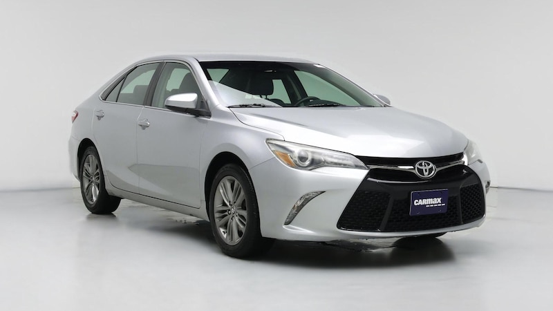 2015 Toyota Camry SE Hero Image
