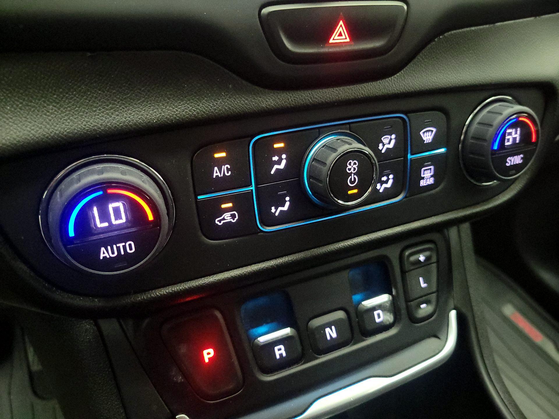 Thumbnail: 2019 GMC Terrain - 16