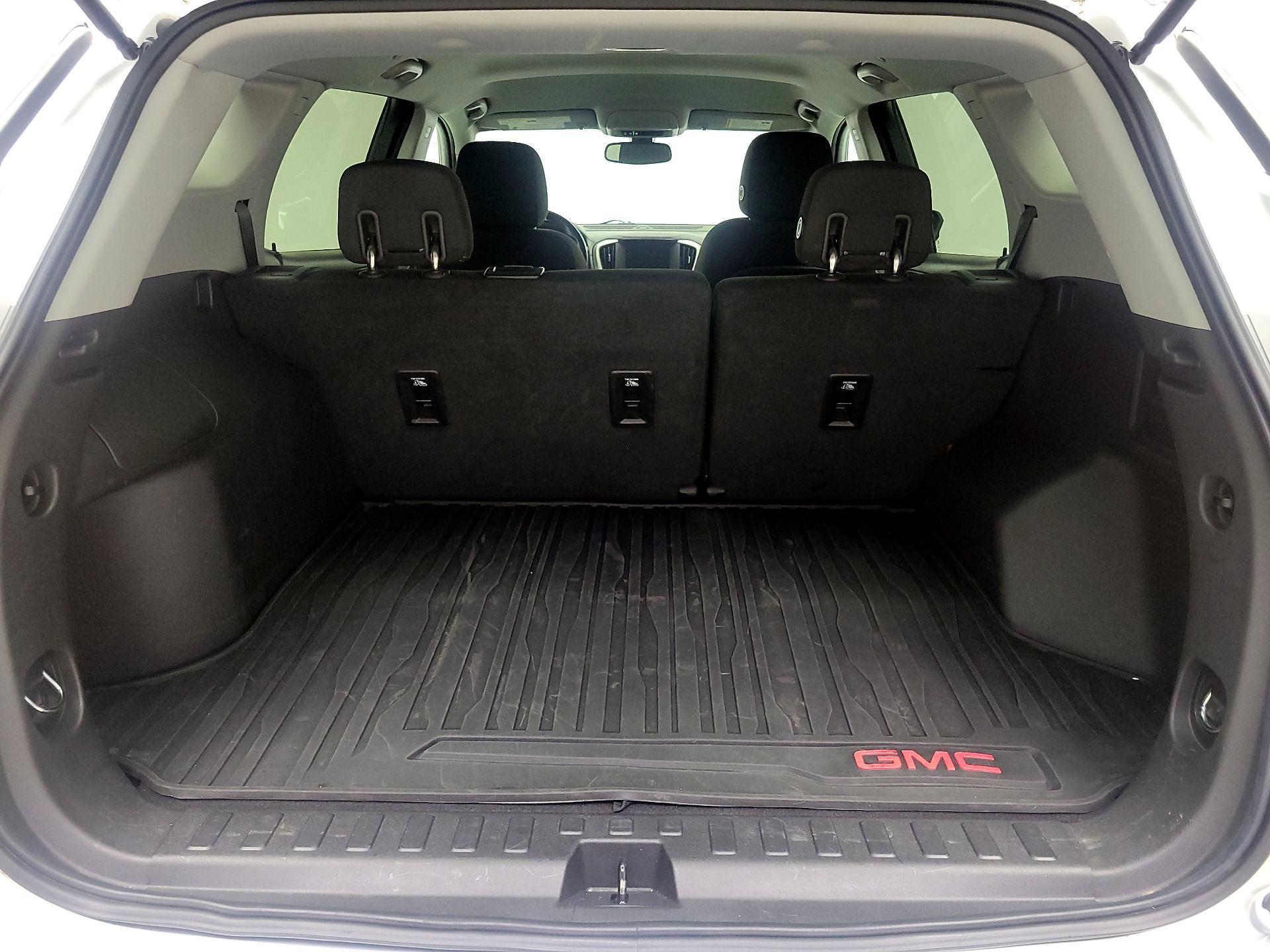 Thumbnail: 2019 GMC Terrain - 20