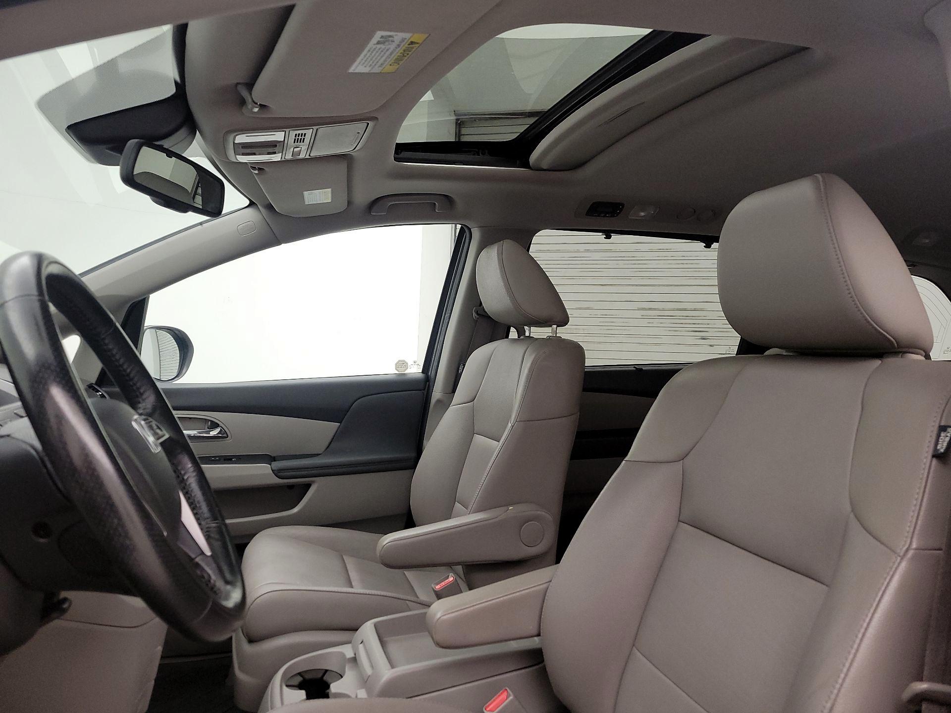Thumbnail: 2014 Honda Odyssey - 19