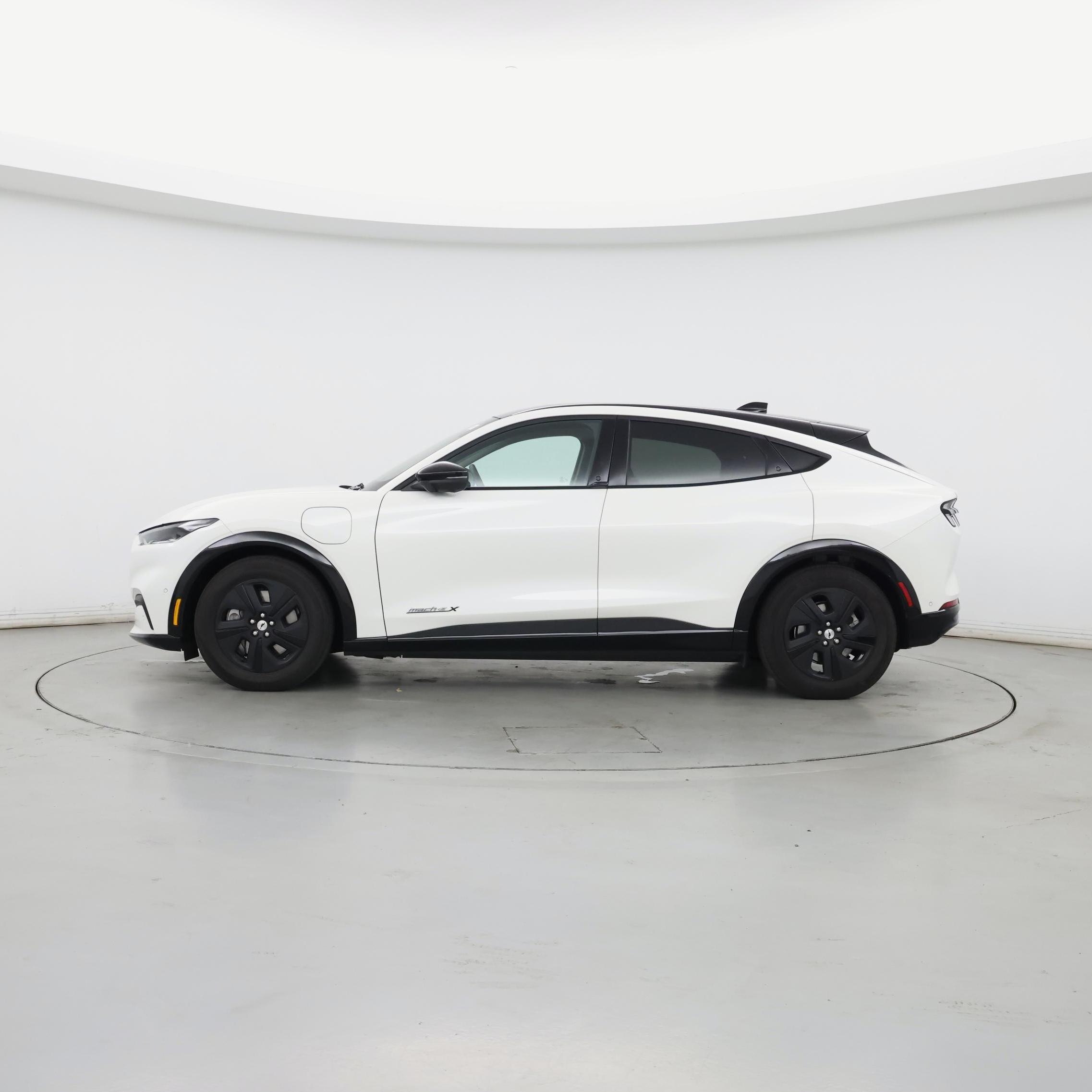 Thumbnail: 2021 Ford Mustang Mach-E - 3