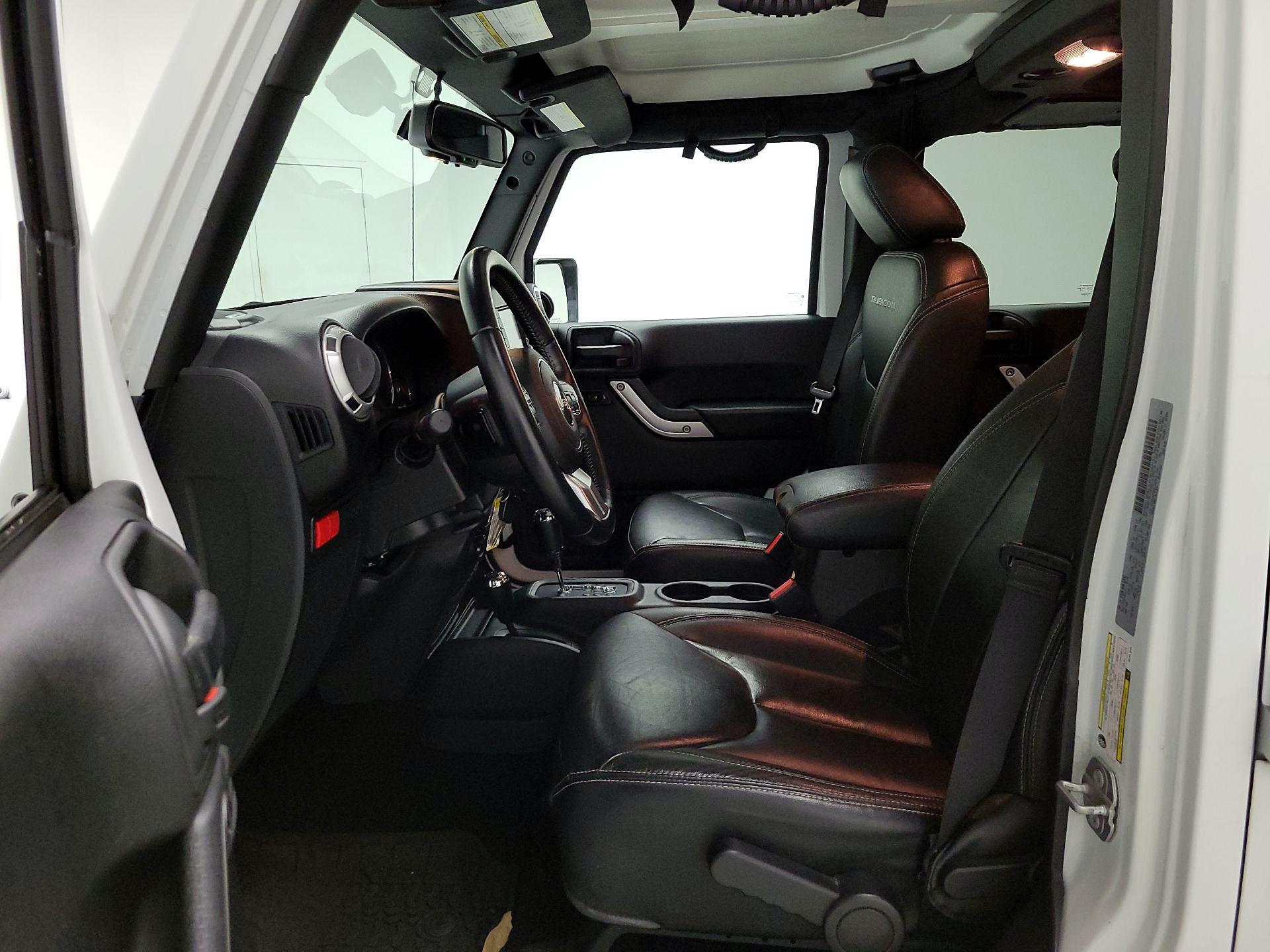 Thumbnail: 2016 Jeep Wrangler - 11
