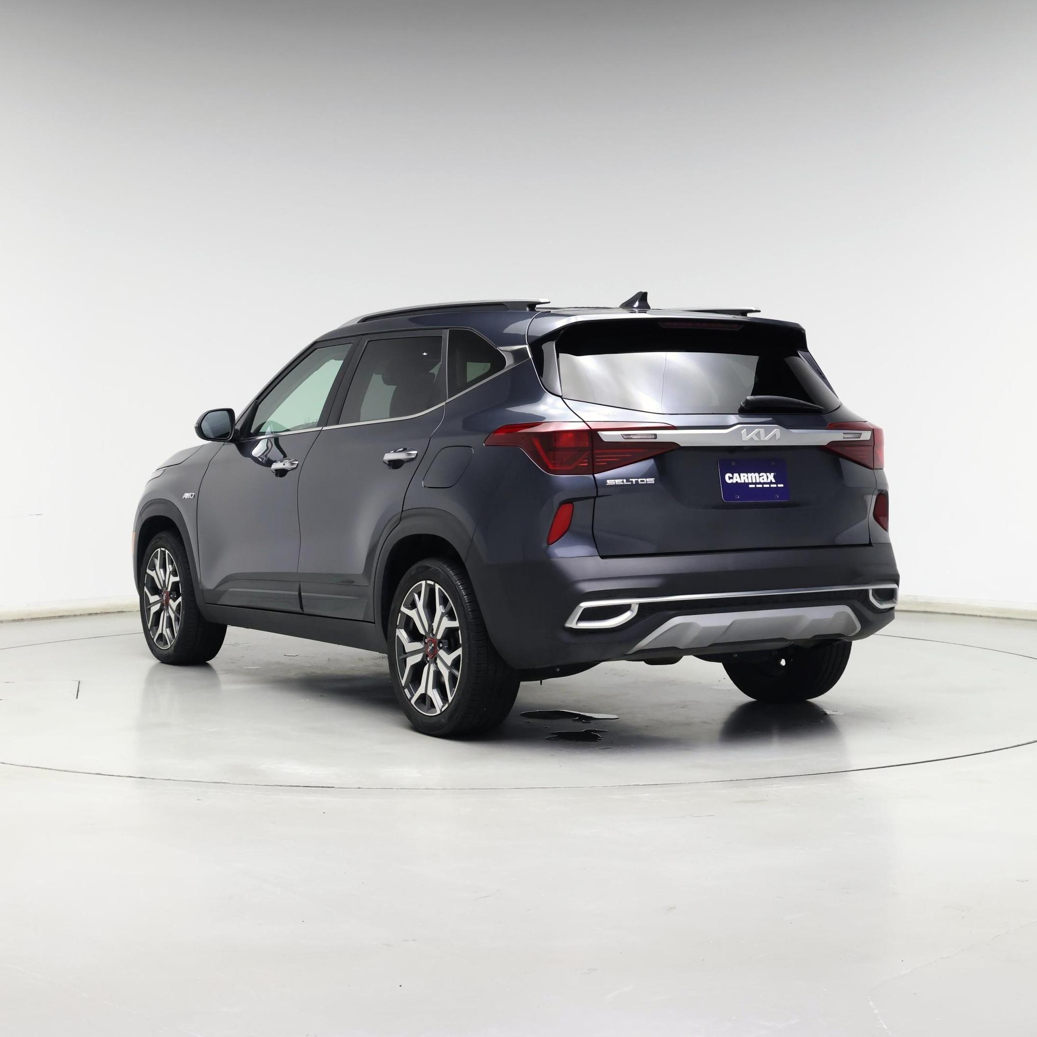 Thumbnail: 2022 Kia Seltos - 2