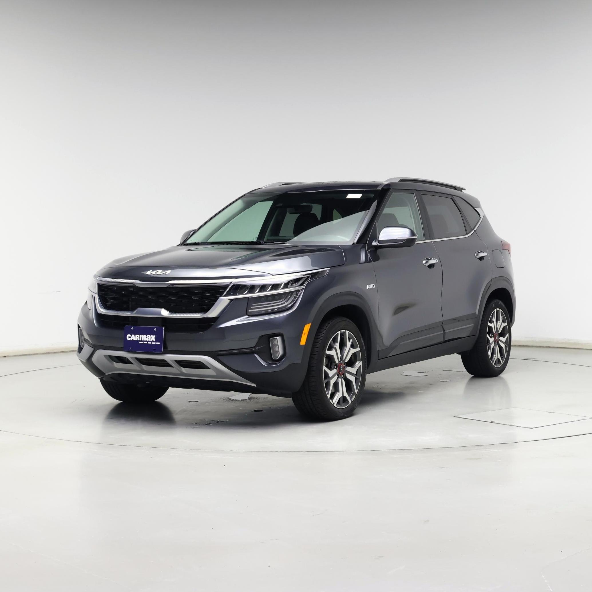 Thumbnail: 2022 Kia Seltos - 4