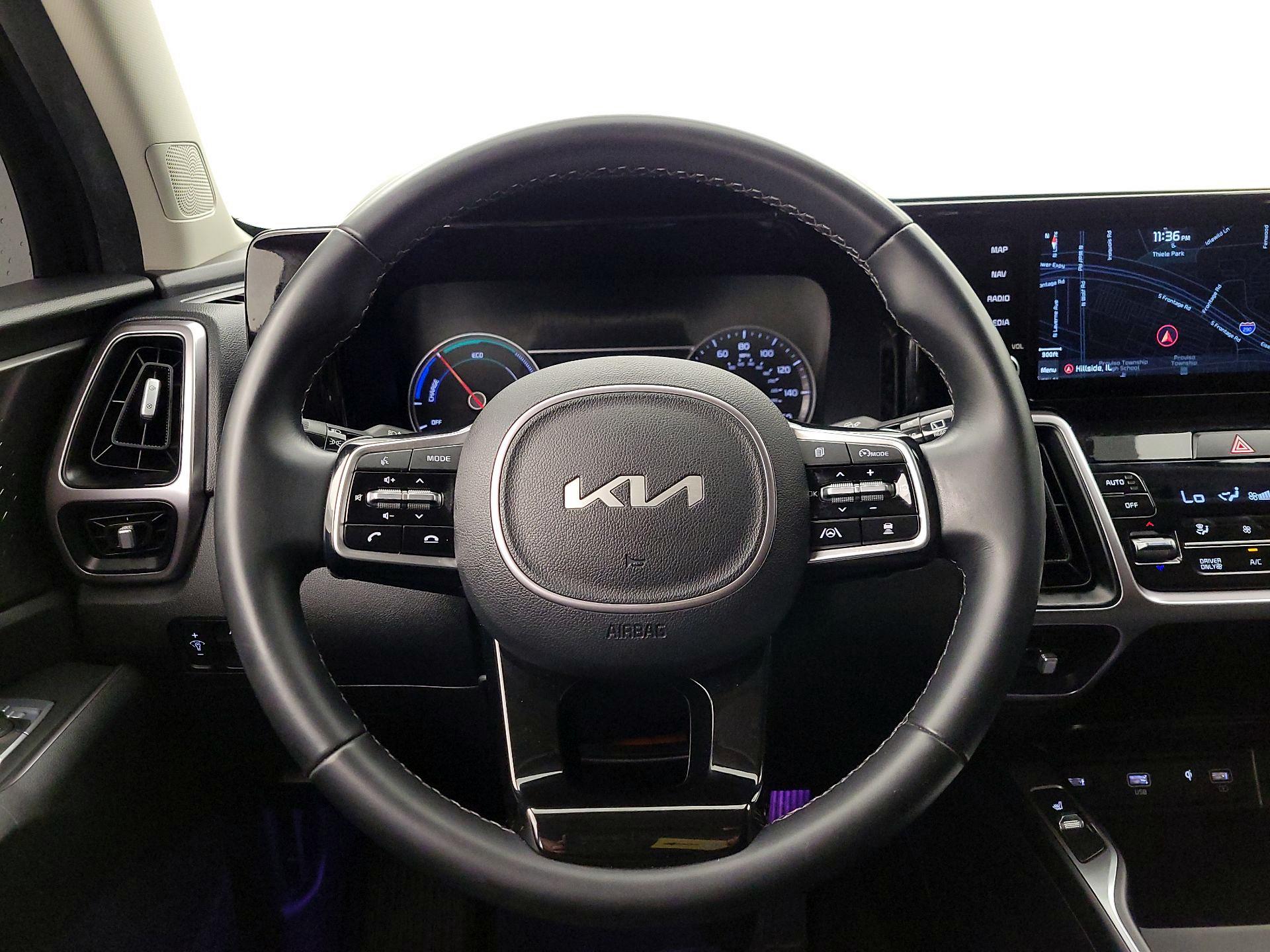 Thumbnail: 2022 Kia Sorento - 10