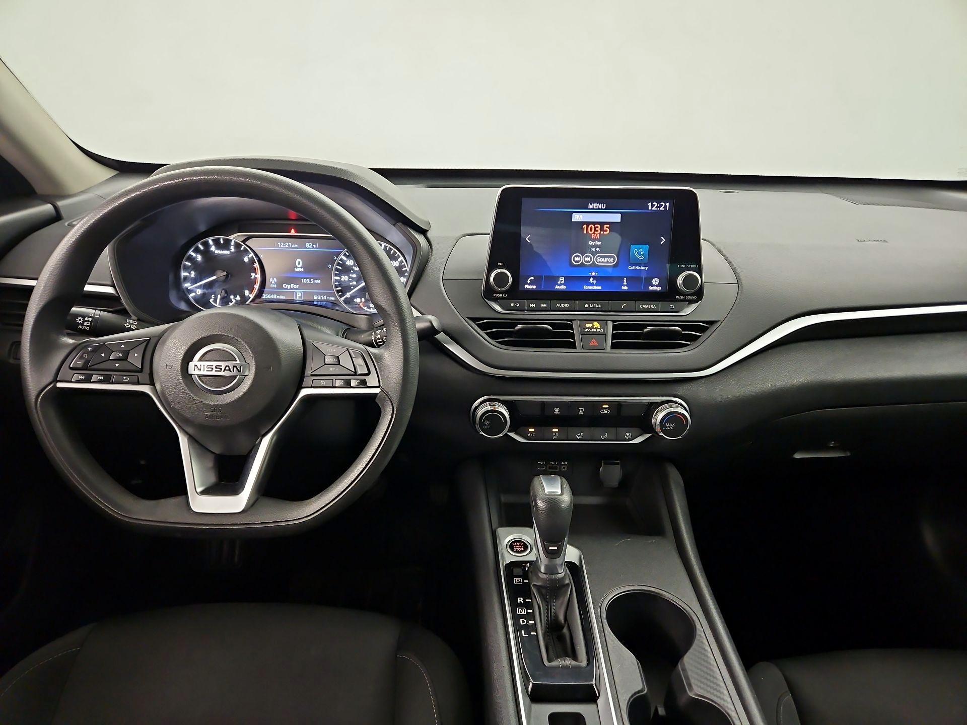 Thumbnail: 2019 Nissan Altima - 9